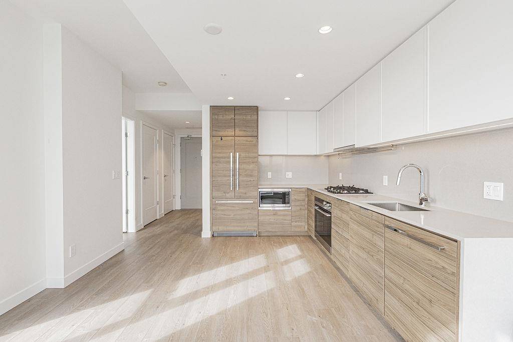 Coquitlam, BC V3K 0G9,1045 Austin AVE #1603