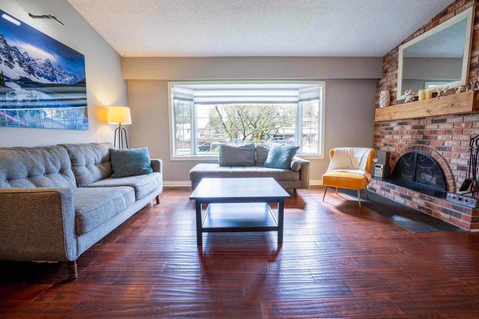 Port Coquitlam, BC V3B 1H1,1667 Suffolk AVE