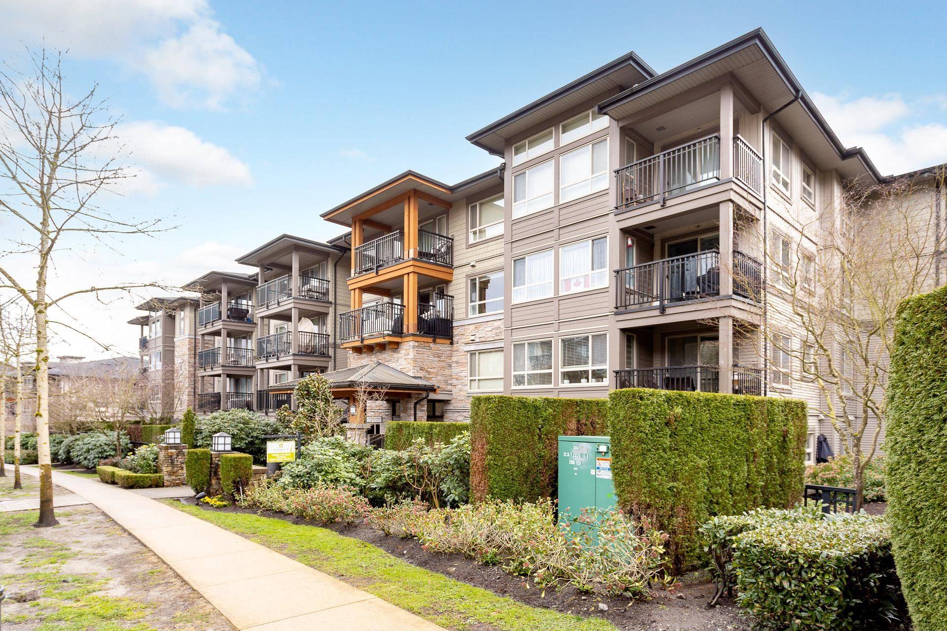 Coquitlam, BC V3E 0B7,3156 Dayanee Springs BLVD #204