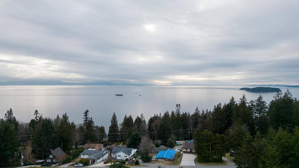 Sechelt, BC V7Z 0B9,5012 Geer RD