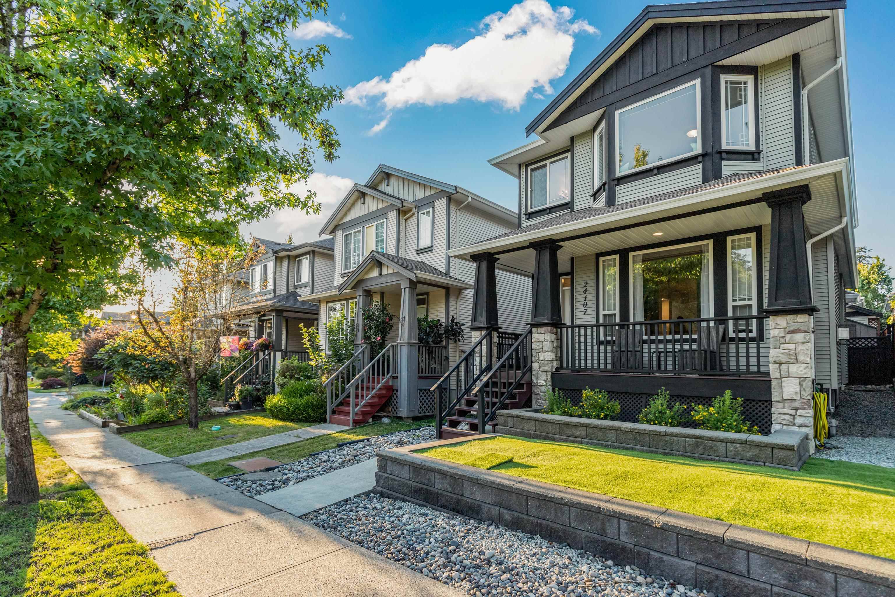 Maple Ridge, BC V2W 2A2,24107 102 AVE