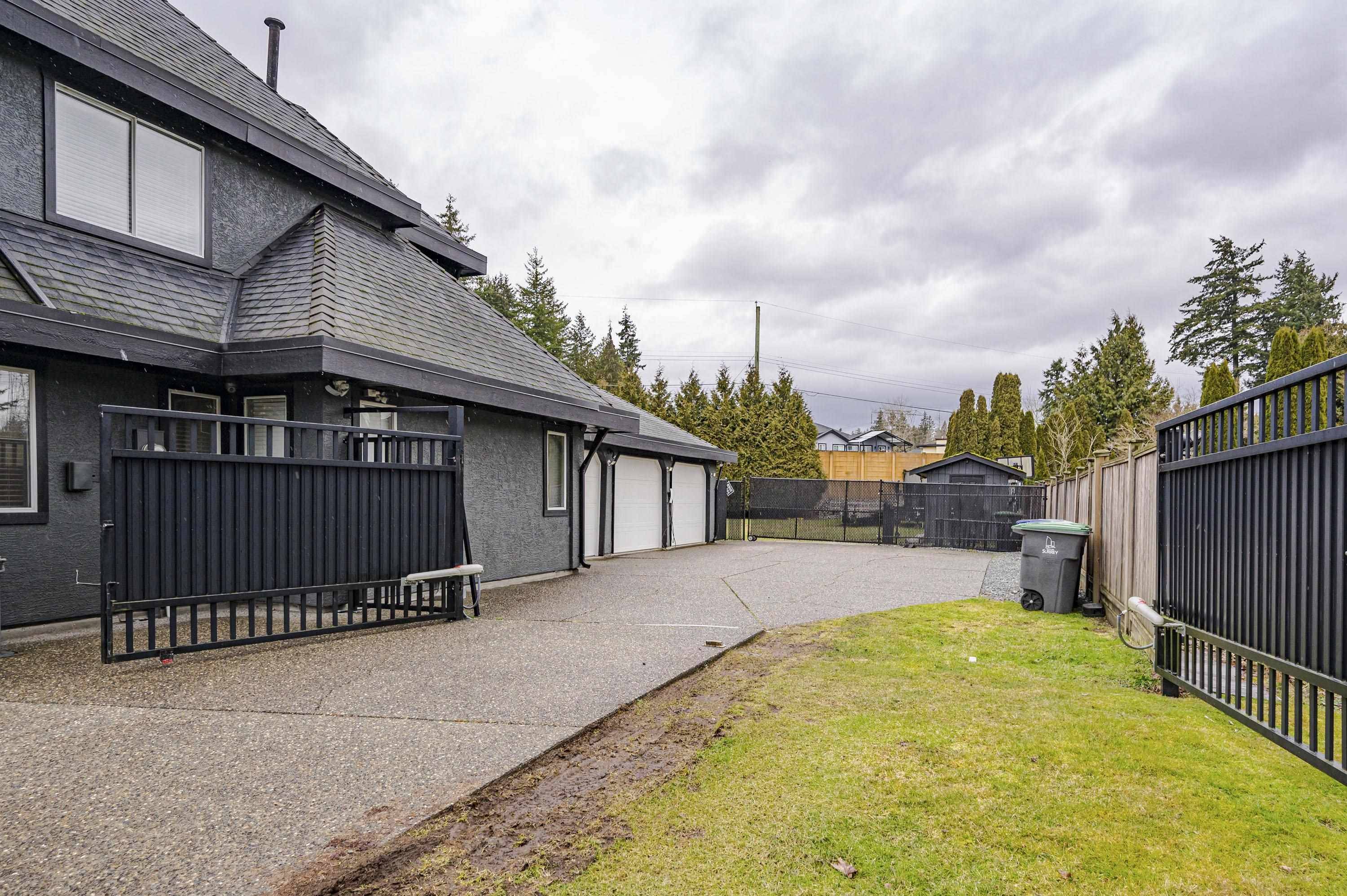 Surrey, BC V3X 3G8,5788 126 ST