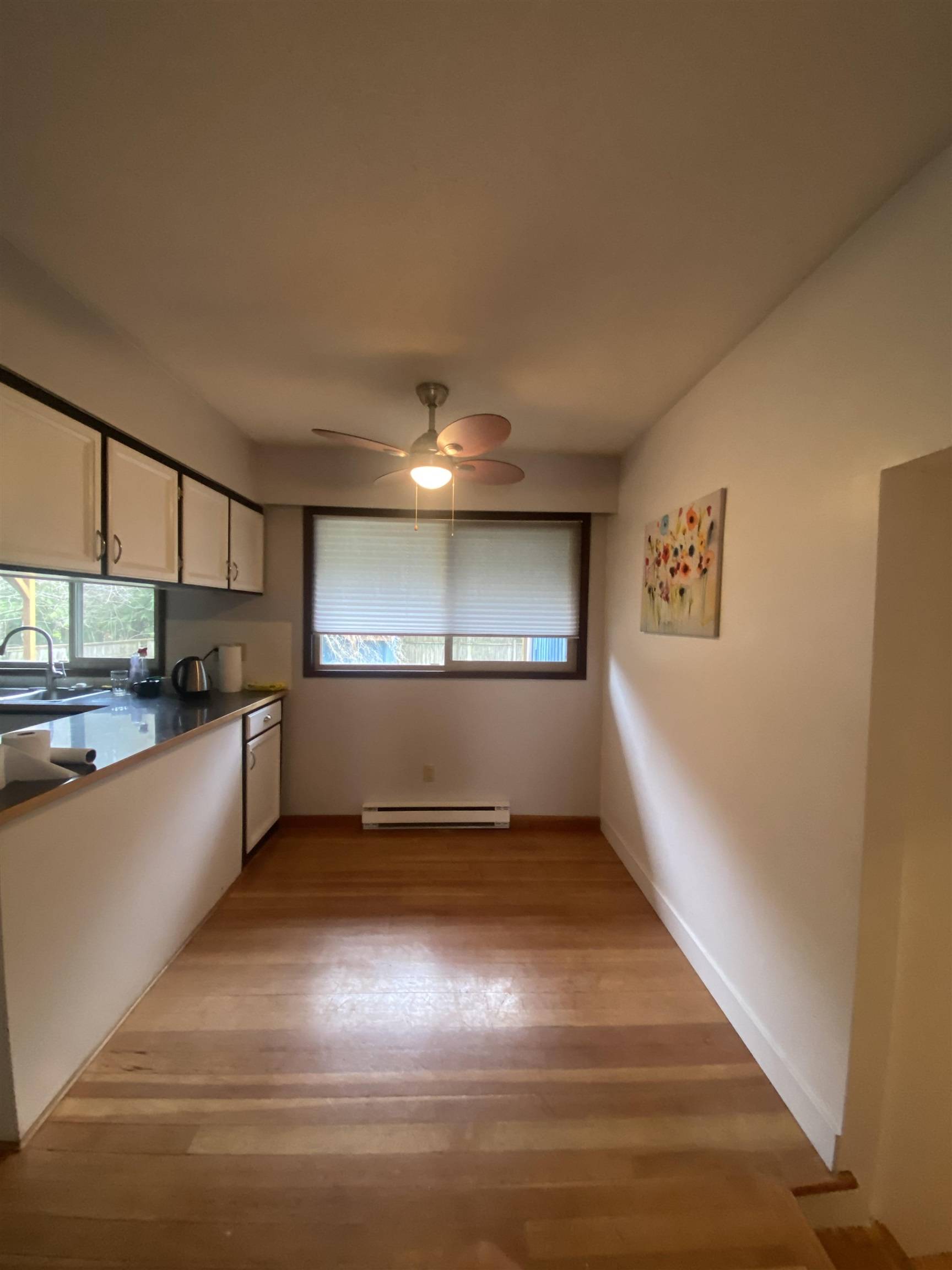 Gibsons, BC V0N 1V8,873 Poplar LN