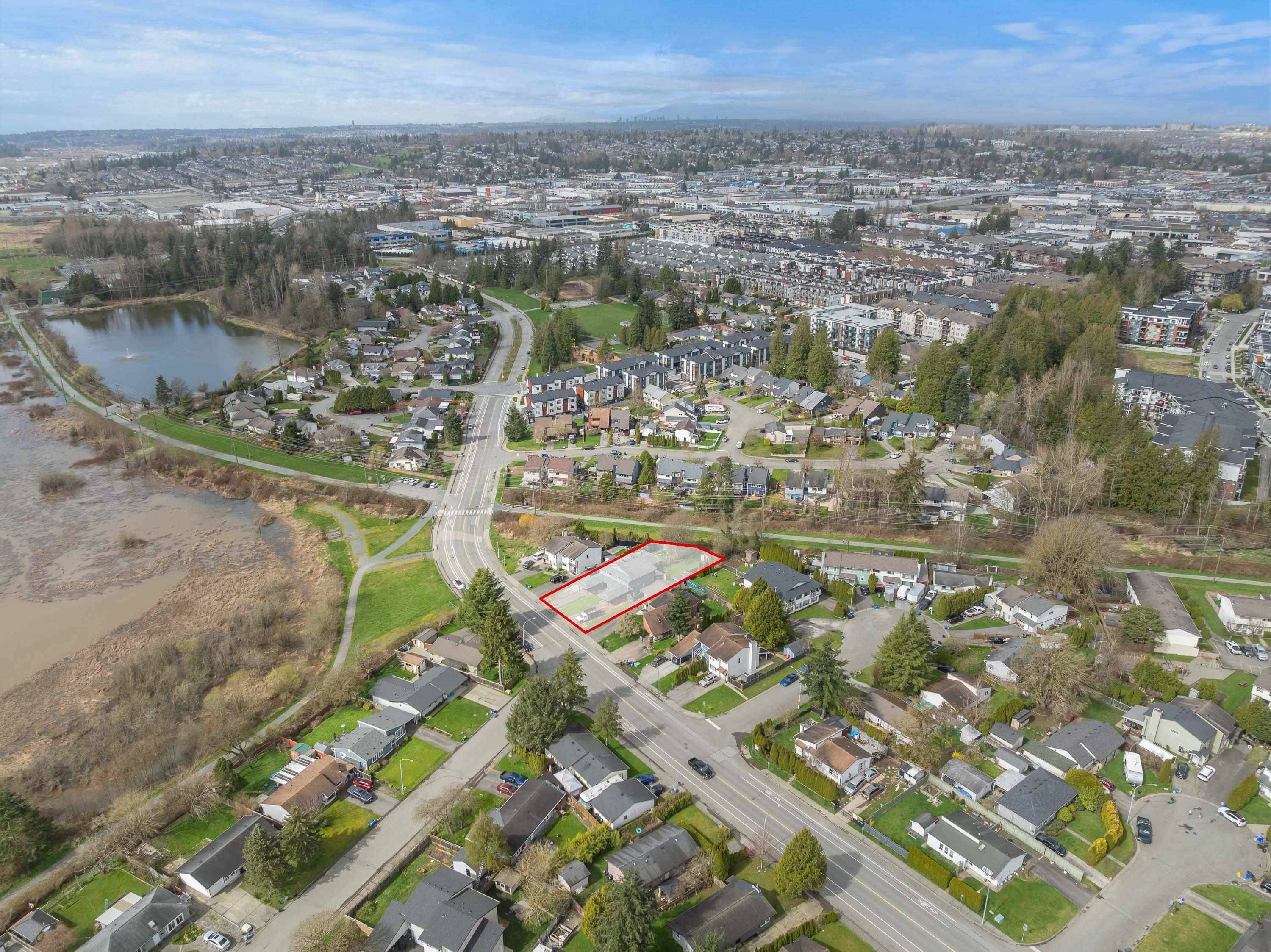 Langley, BC V3A 6W2,19881 53 AVE