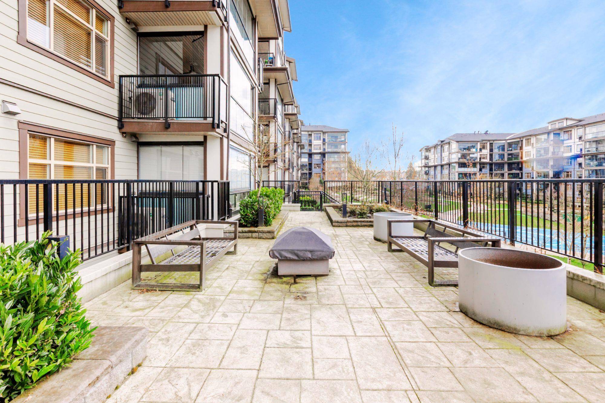 Langley, BC V2Y 3L7,8561 203a ST #209