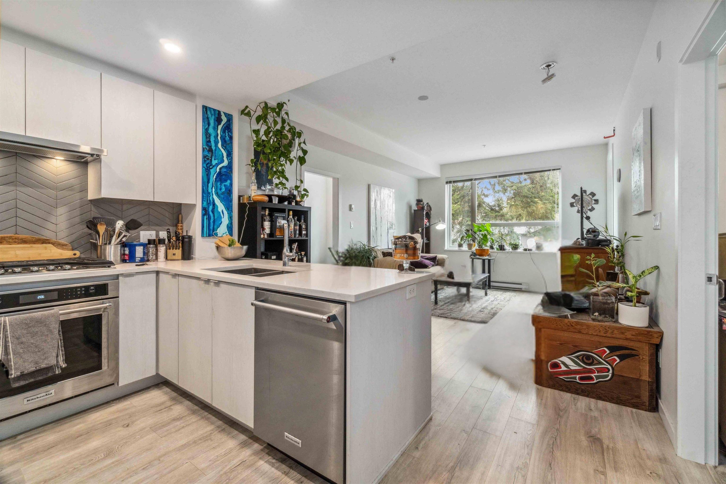 Coquitlam, BC V3J 4A5,717 Breslay ST #303