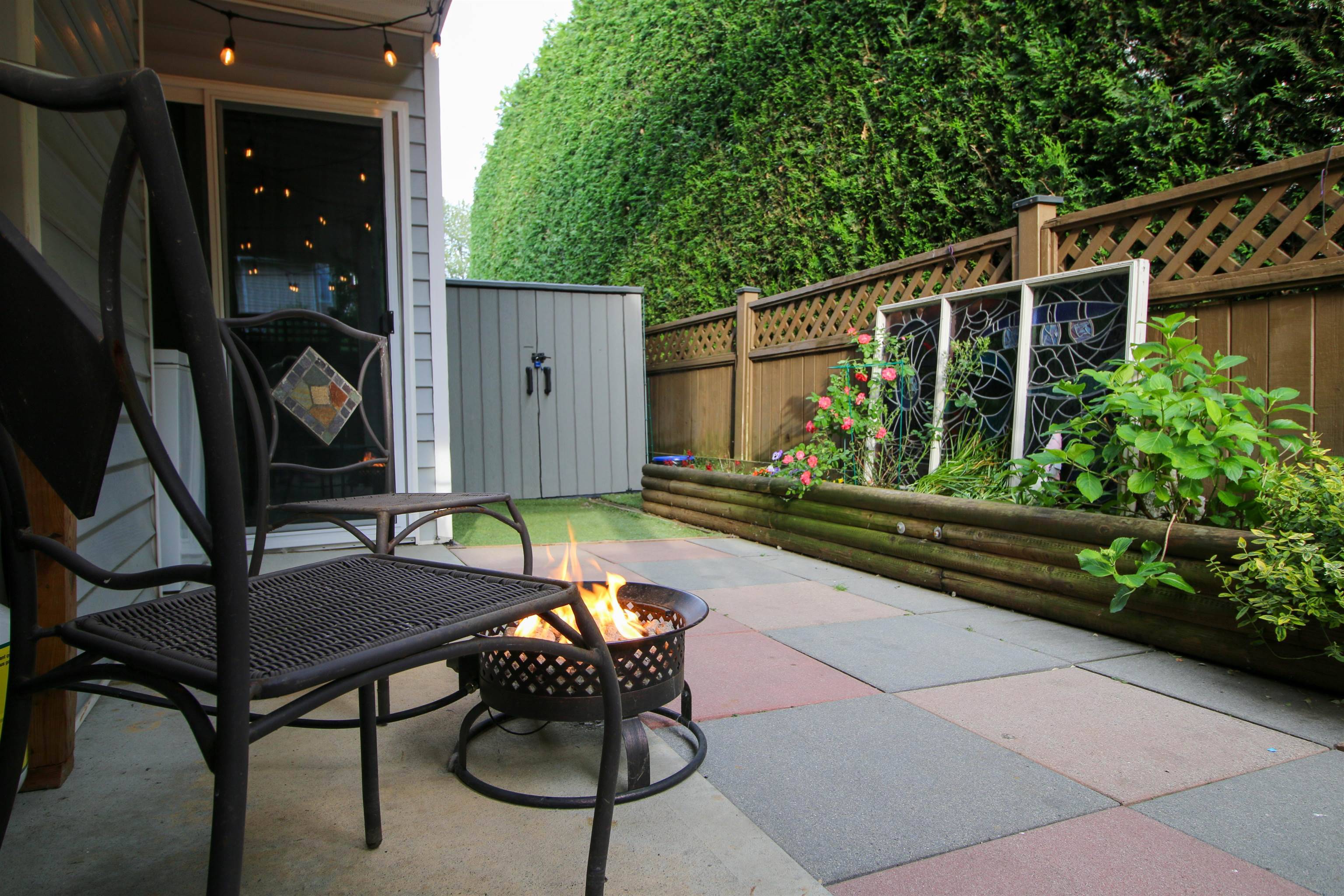 Coquitlam, BC V3B 7E3,1235 Johnson ST #27