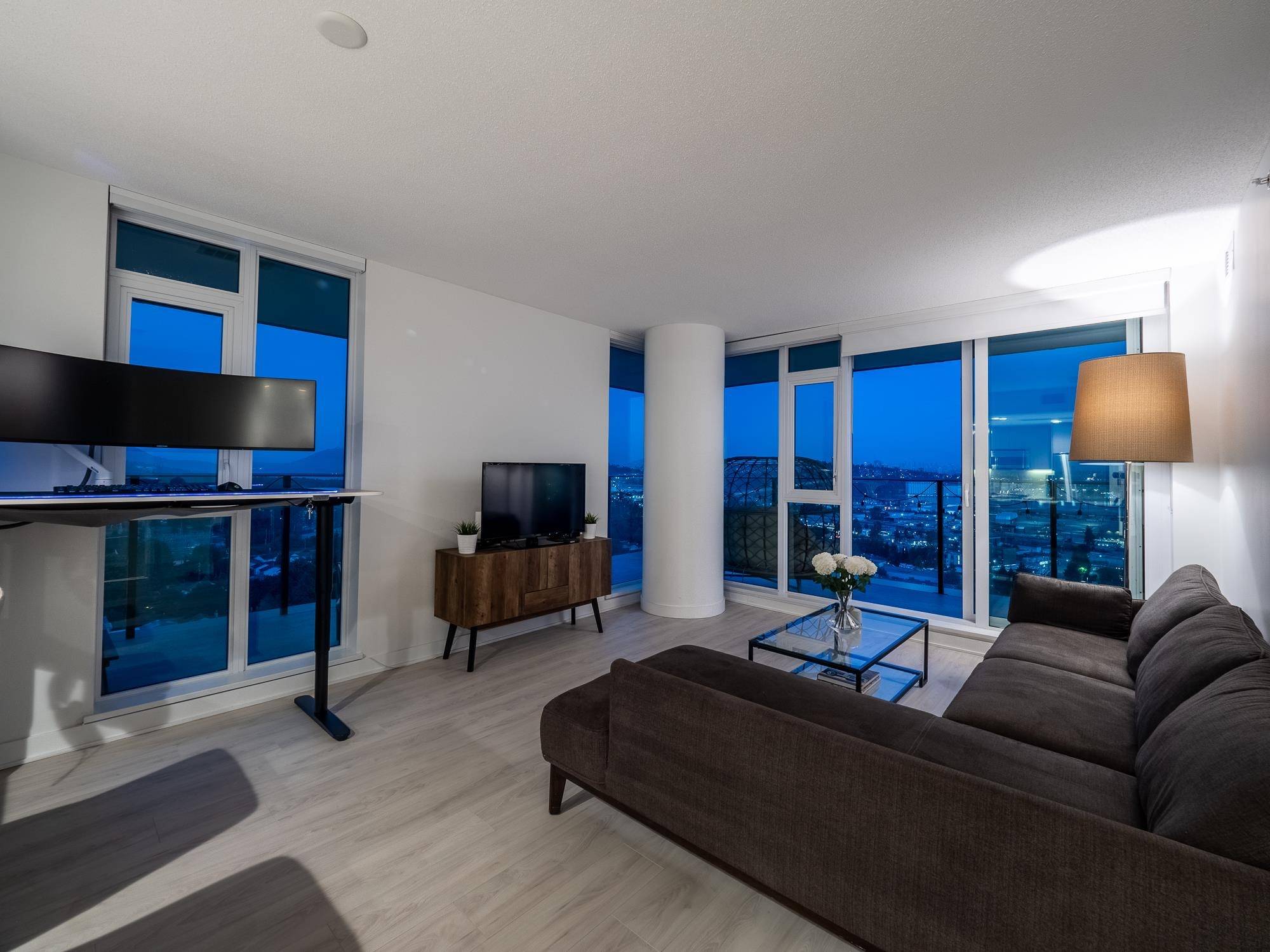 North Vancouver, BC V7J 0E2,1401 Hunter ST #2303