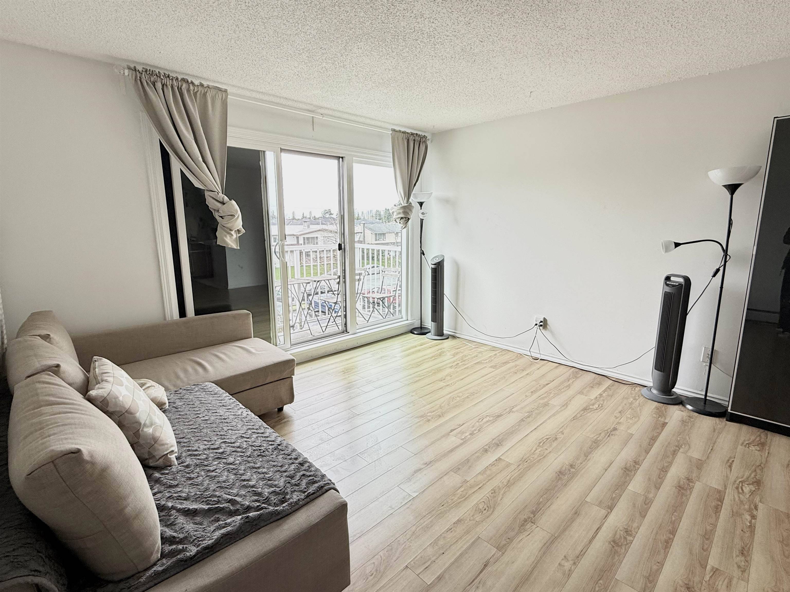 Richmond, BC V7C 3M6,7280 Lindsay RD #304
