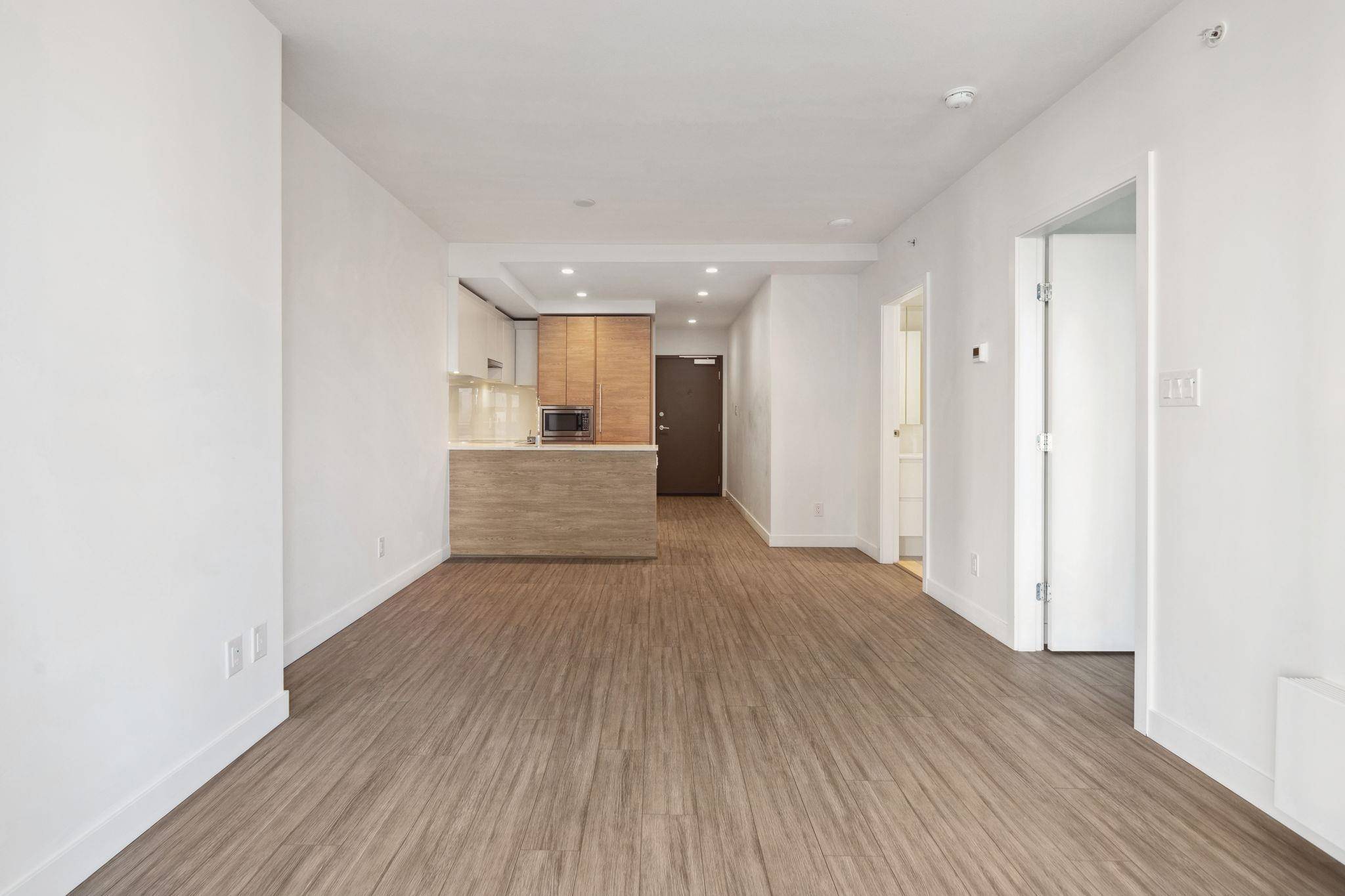 Surrey, BC V3T 0P7,13615 Fraser HWY #1505