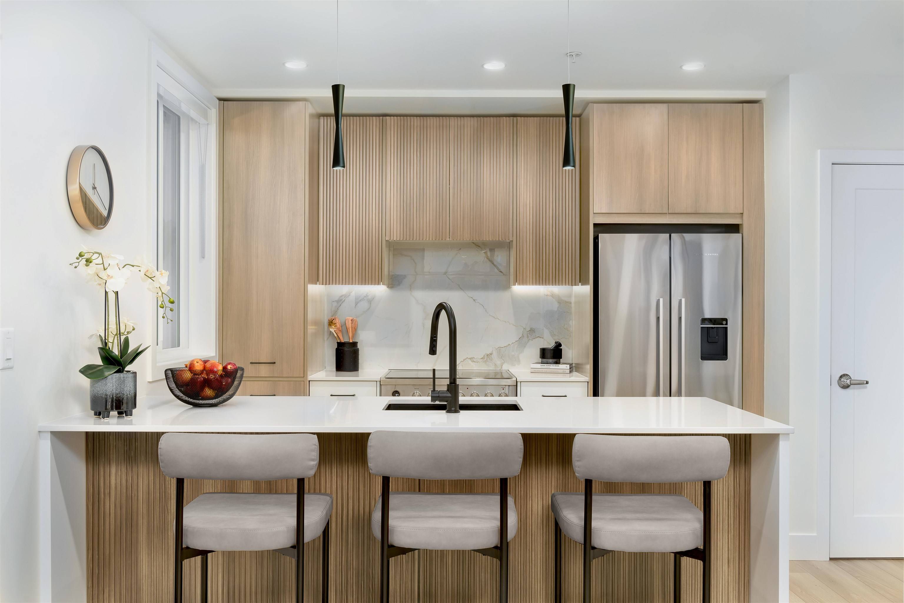 Abbotsford, BC V2S 2E8,34375 Gladys AVE #203