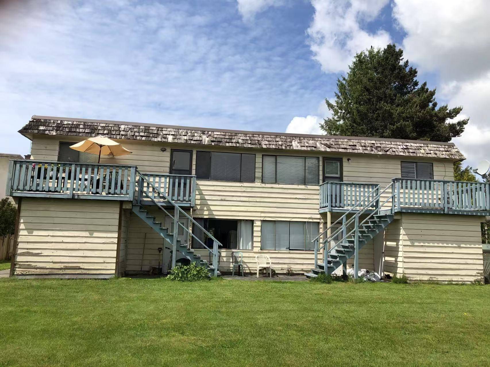 Richmond, BC V7A 2V3,10080 Severn DR