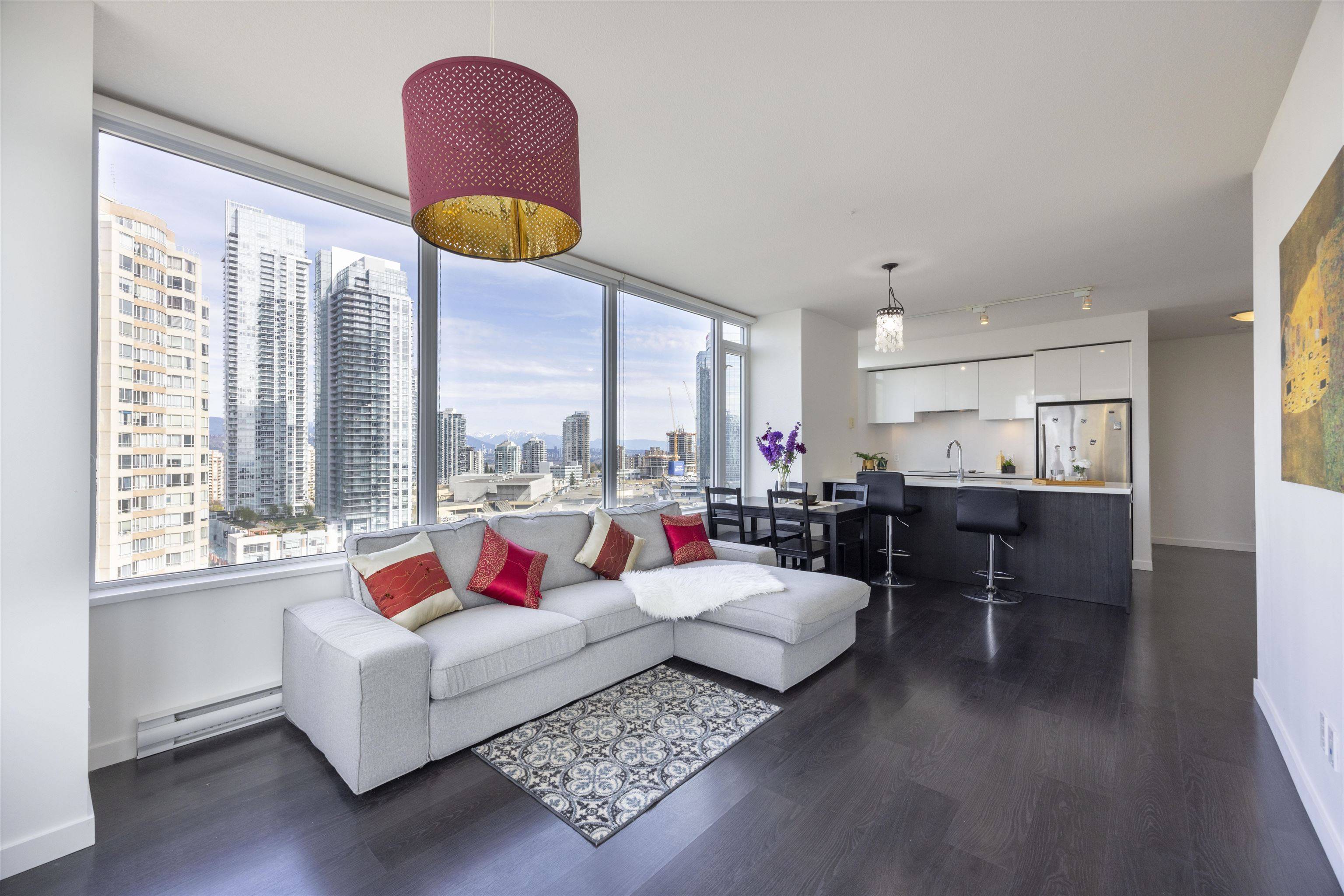 Burnaby, BC V5H 0C3,6333 Silver AVE #1709
