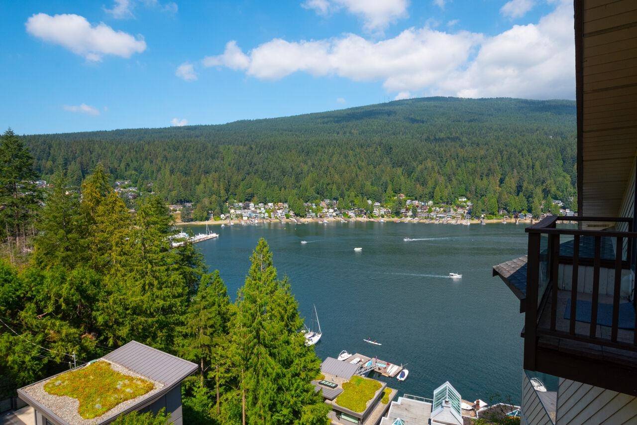 North Vancouver, BC V7G 1K4,4660 Eastridge RD