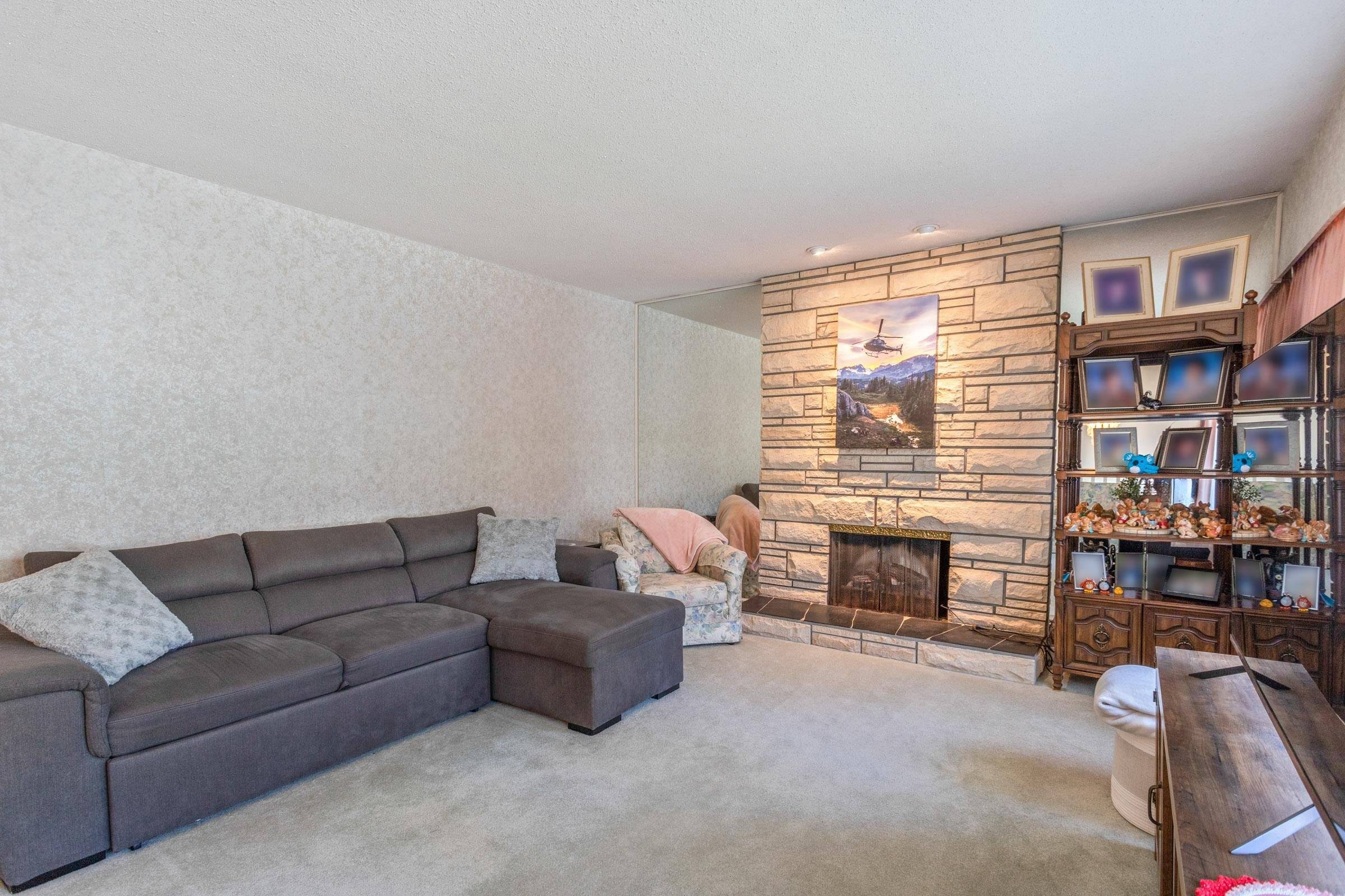 Port Coquitlam, BC V3B 2E8,2618 Tuohey AVE