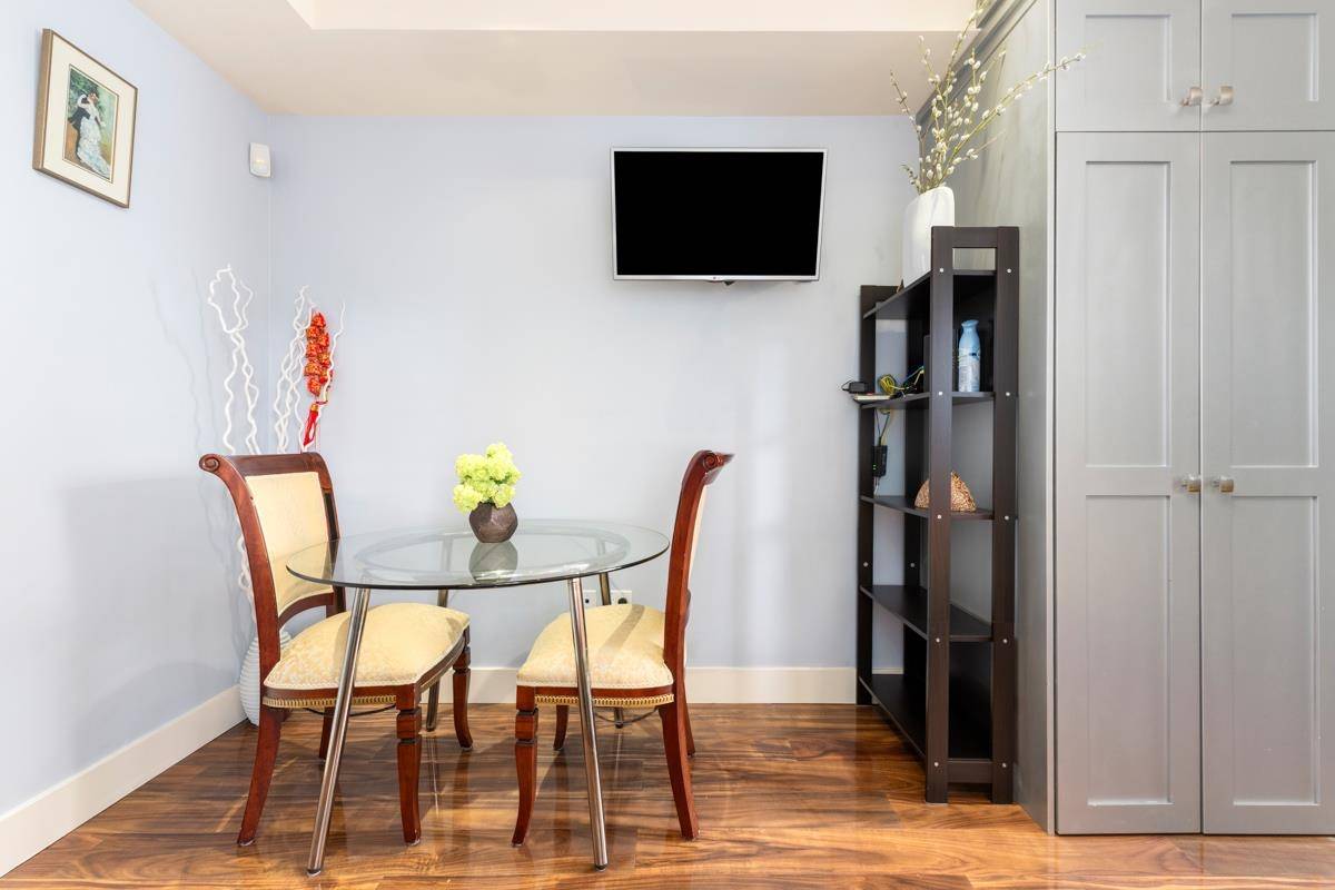 Vancouver, BC V6S 1T4,3756 W 29 AVE