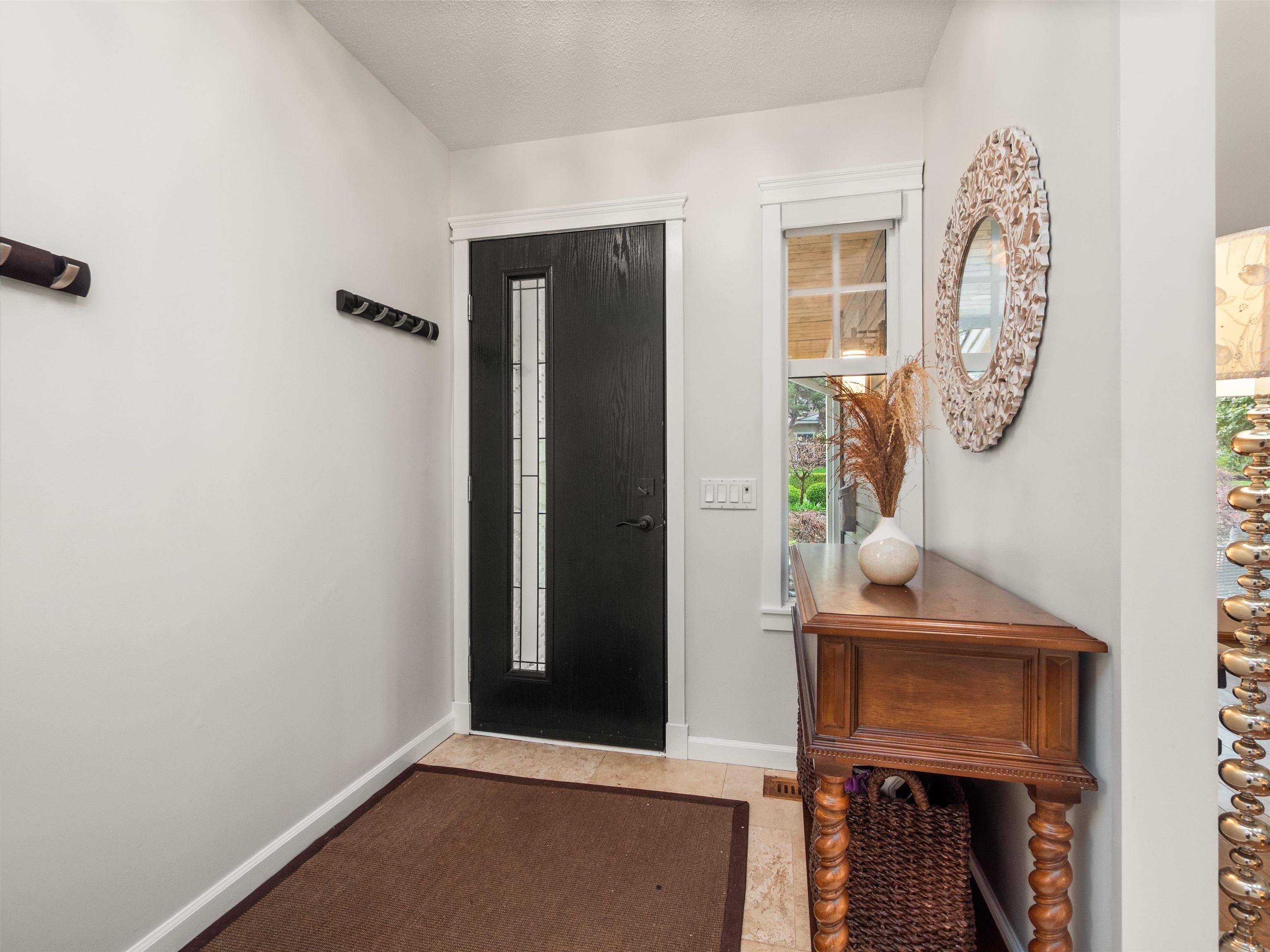 Delta, BC V4E 2X1,5919 Briarwood CRES