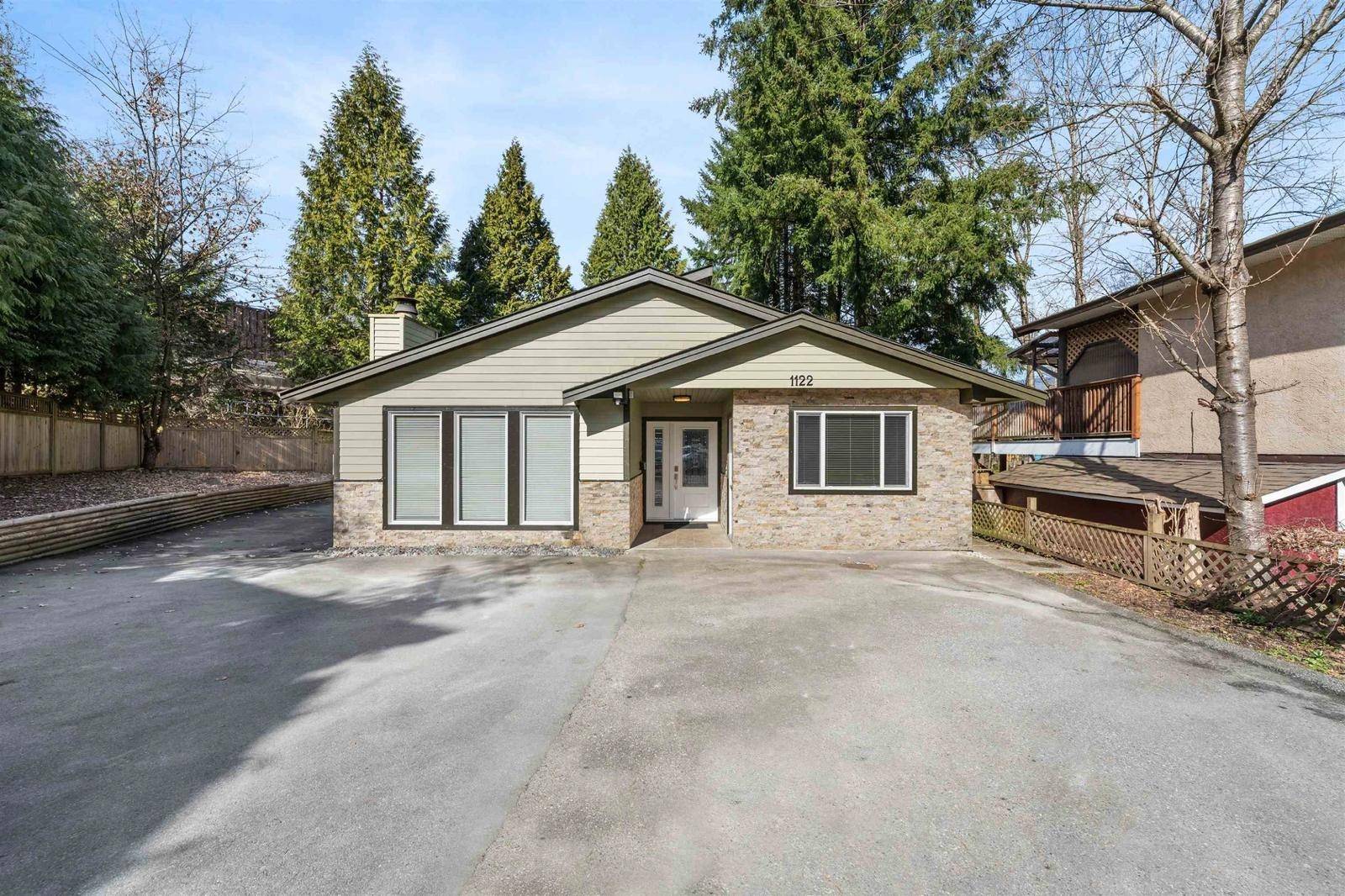Coquitlam, BC V3C 4X4,1122 Wallace CT