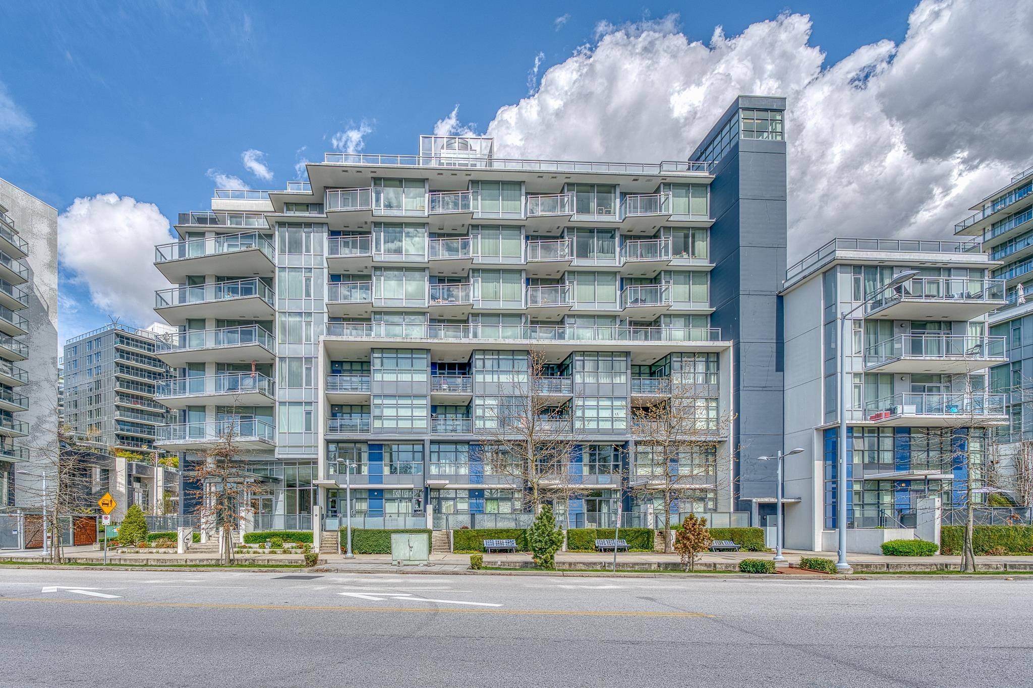 Richmond, BC V6X 0N5,8633 Capstan WAY #305