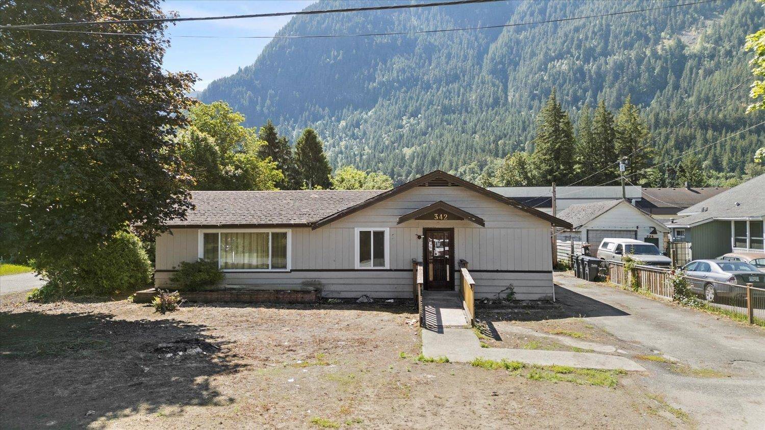 Hope, BC V0X 1L0,342 Hudson Bay ST
