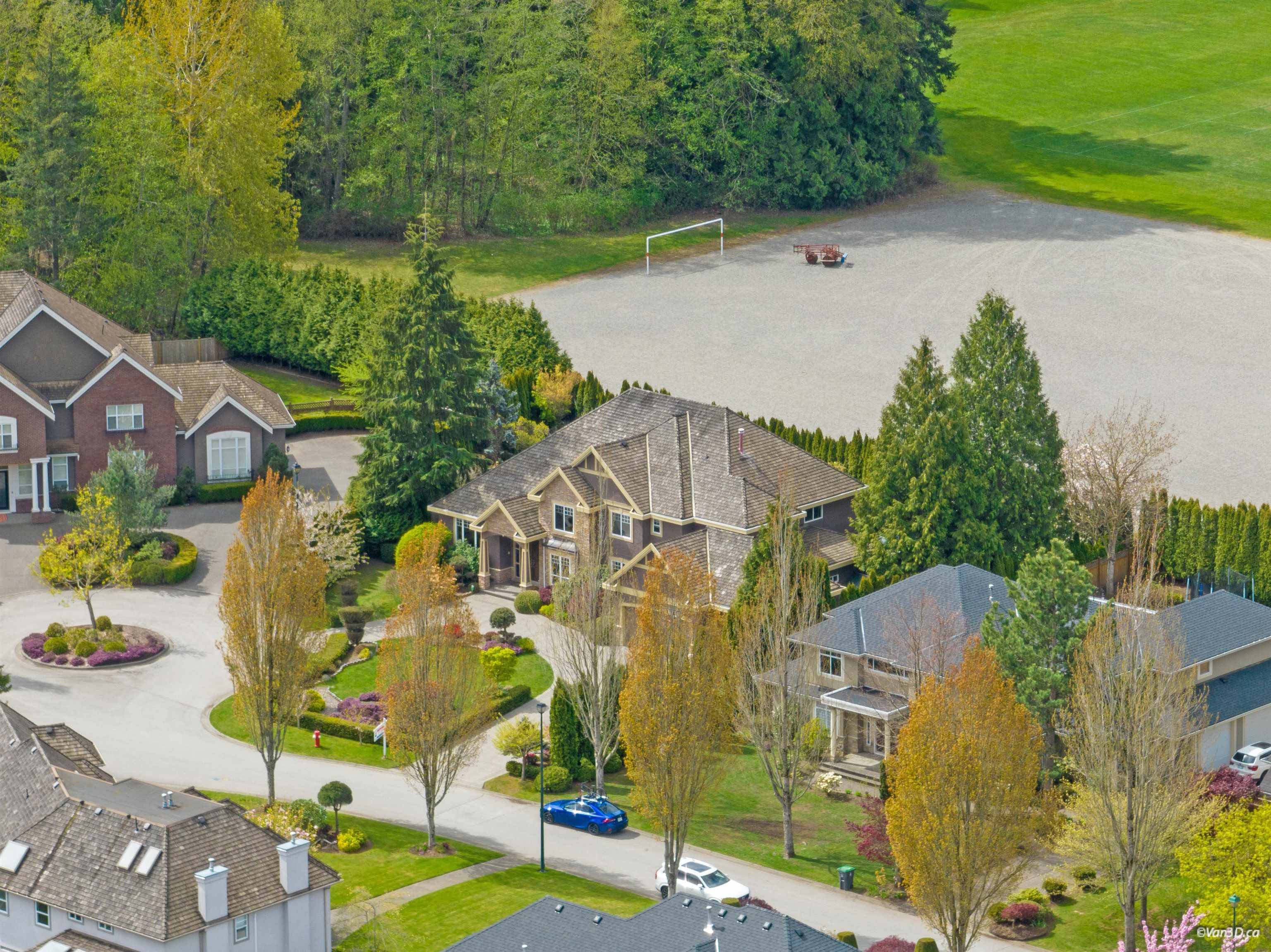 Surrey, BC V4A 9V2,2255 135a ST