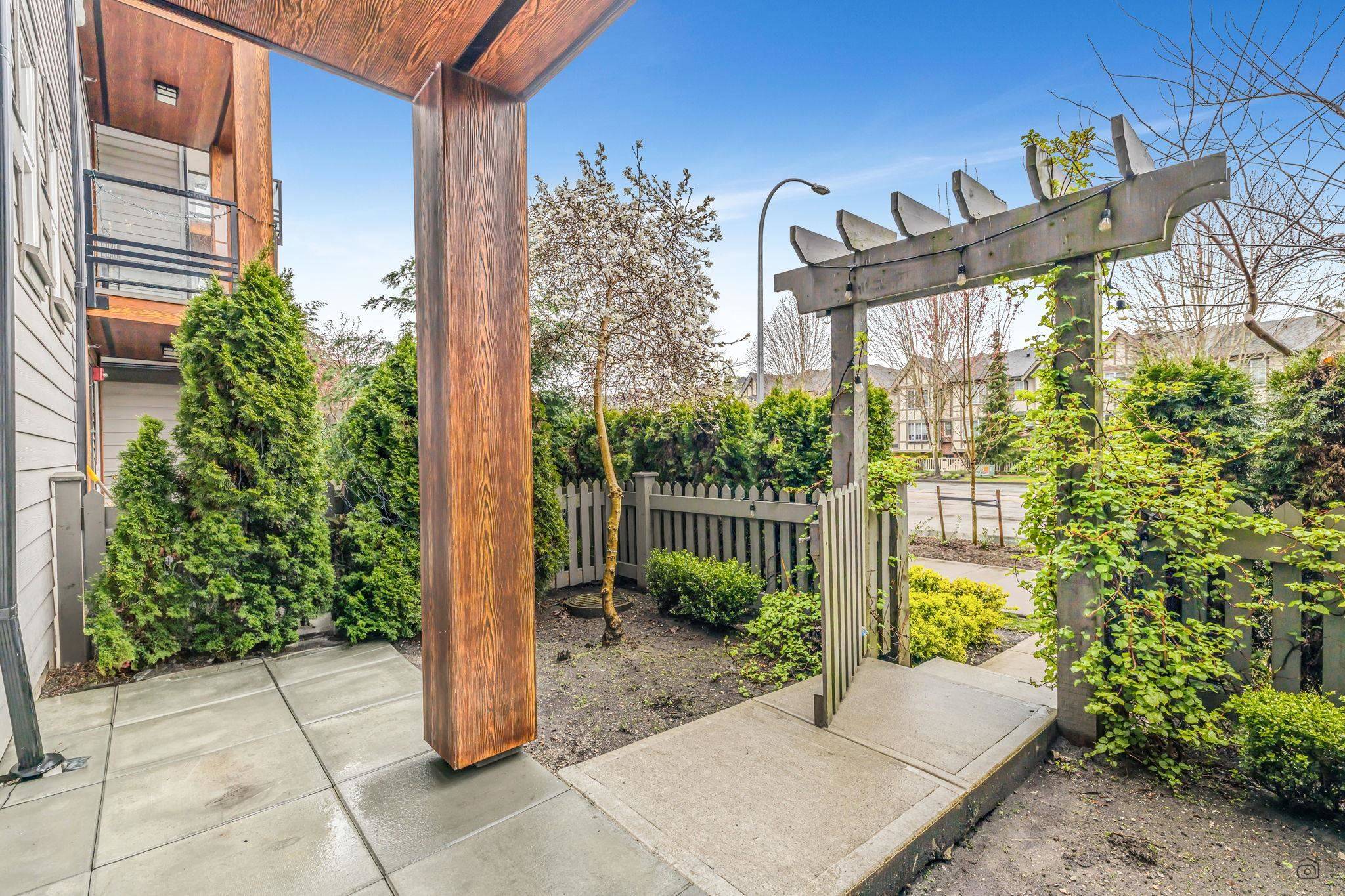 Langley, BC V2Y 0Y6,7947 209 ST #68