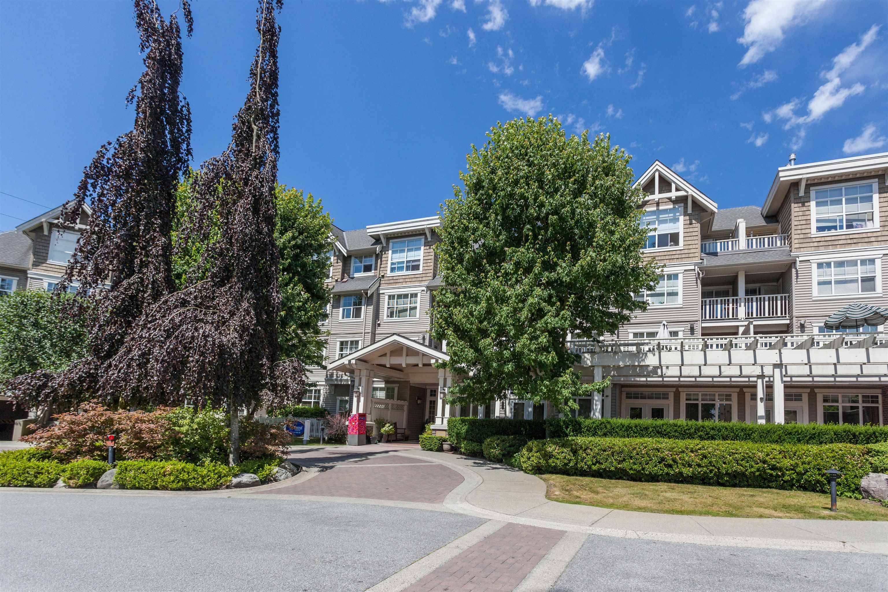 North Vancouver, BC V7J 3V6,960 Lynn Valley RD #315