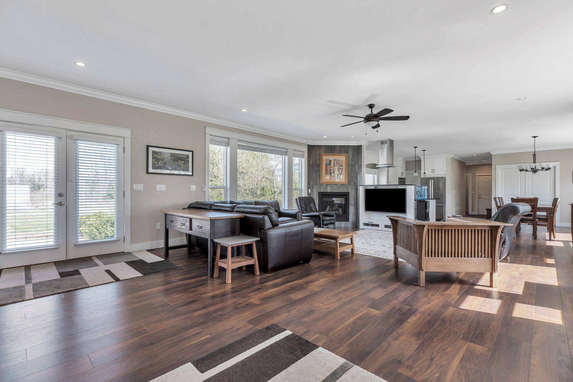 Langley, BC V2Z 2W3,22953 8th AVE