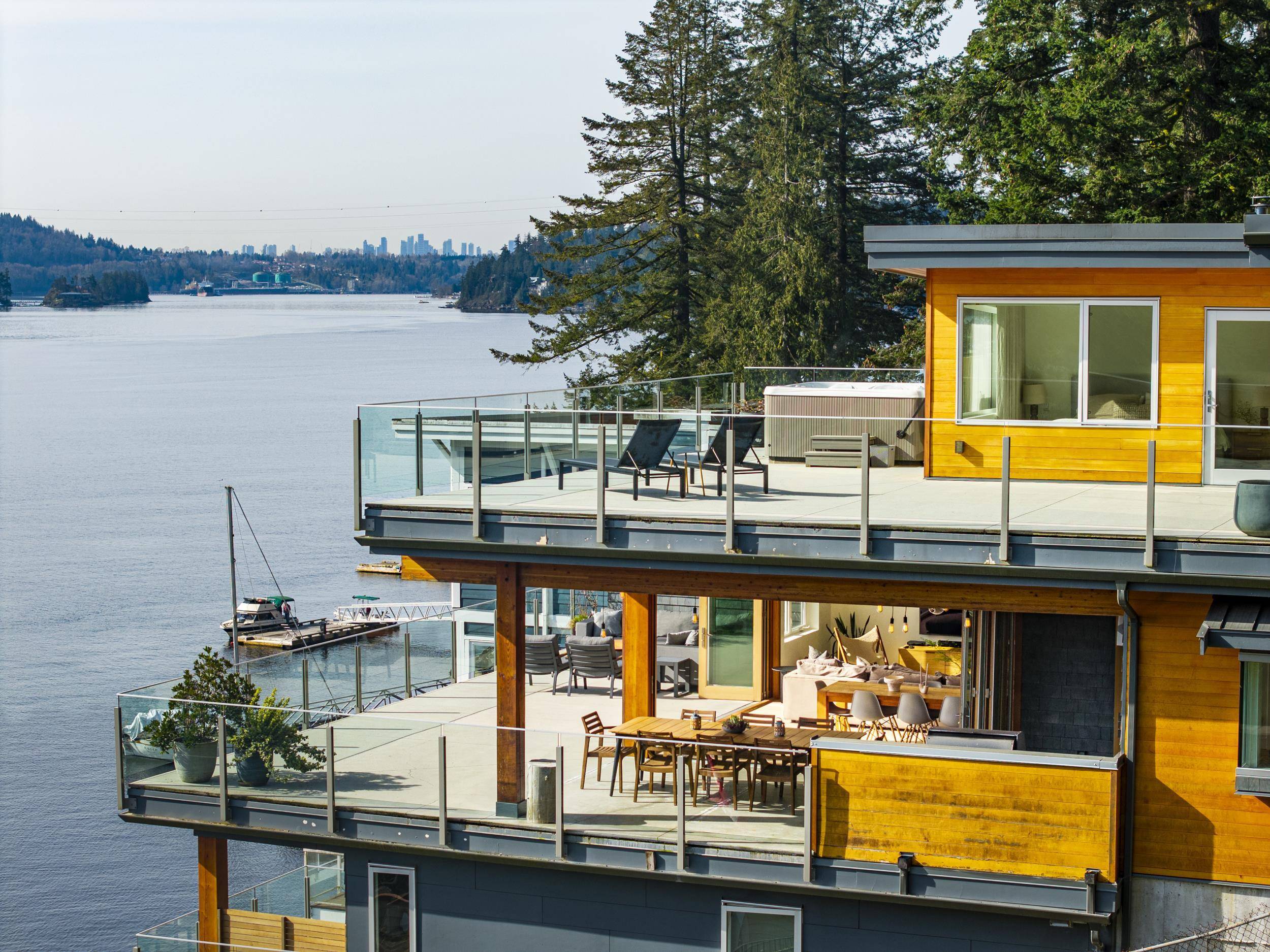 North Vancouver, BC V7G 2T7,5577 Indian River DR