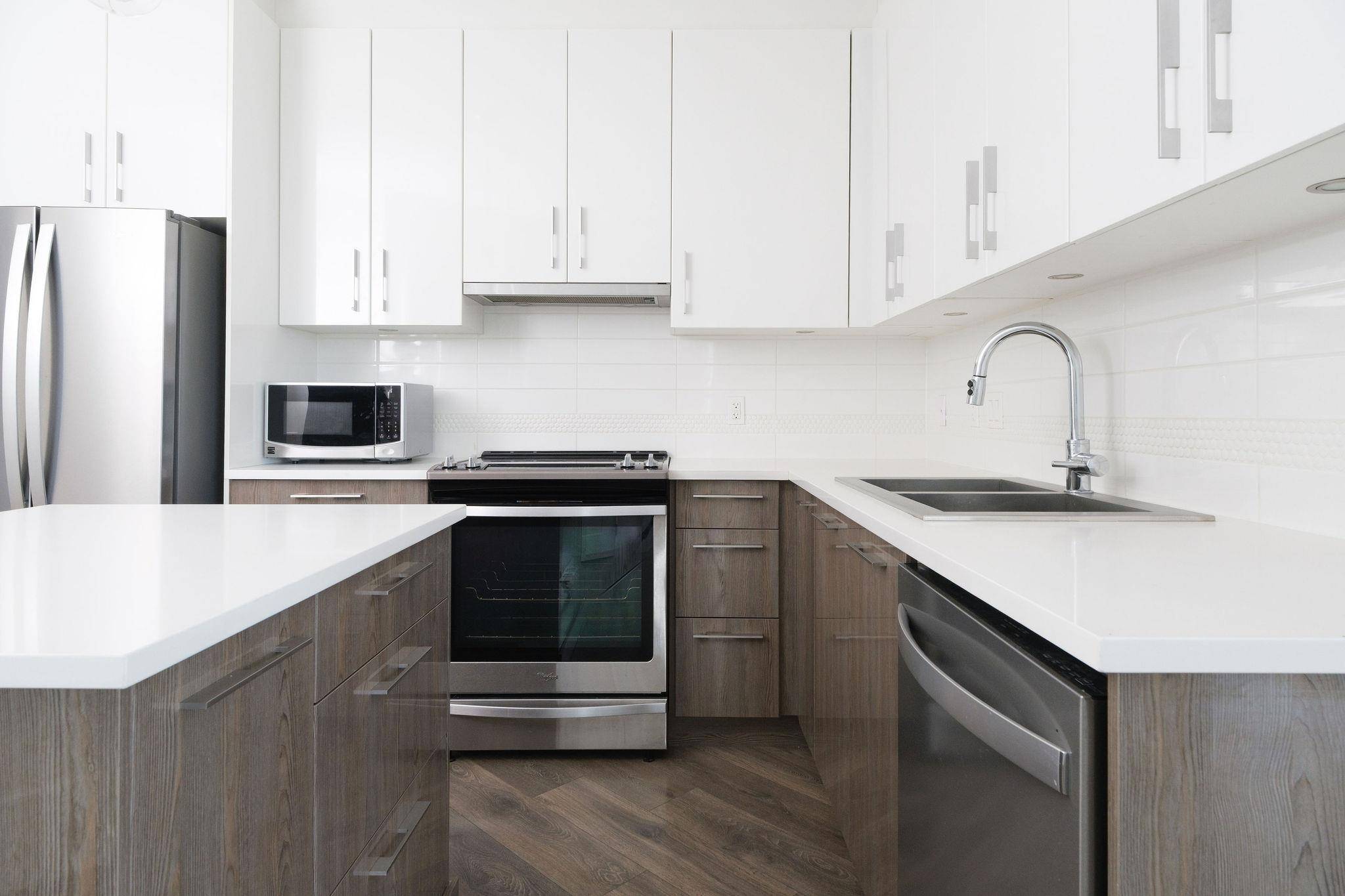 Langley, BC V2Y 0Y5,20829 77a AVE #501