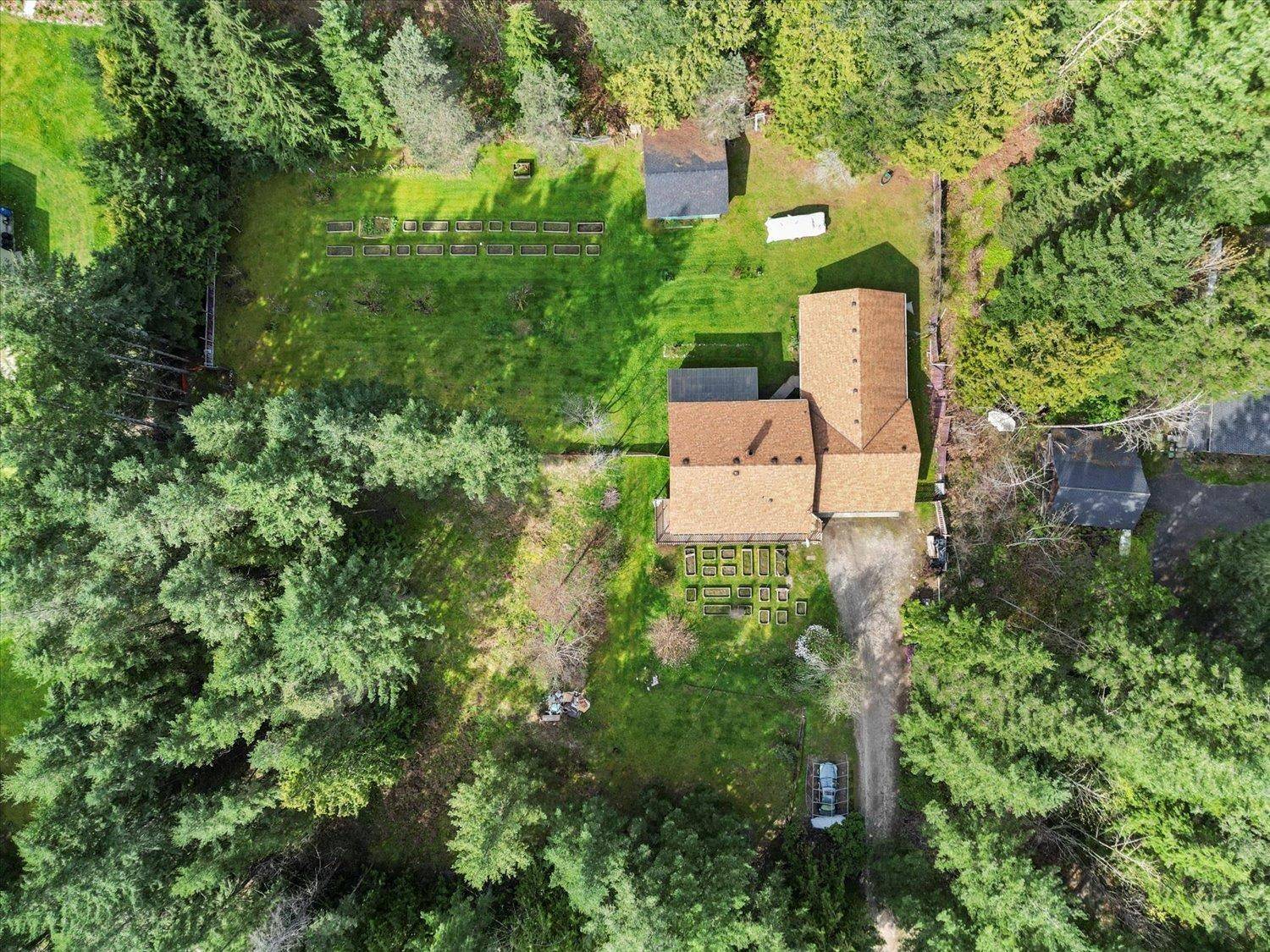 Hope, BC V0X 1L3,27383 Dogwood Valley RD