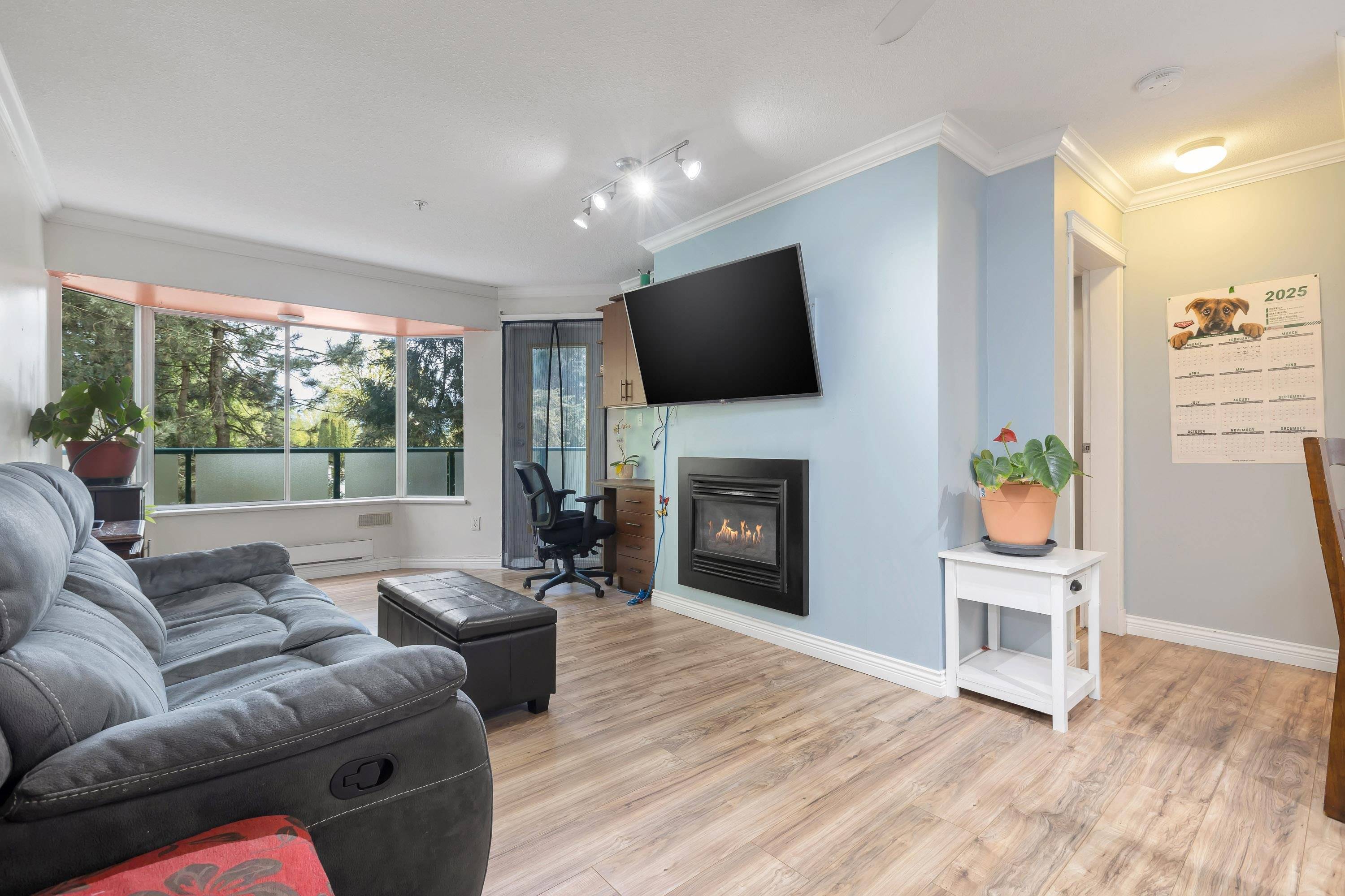 Abbotsford, BC V2T 4M3,2962 Trethewey ST #312