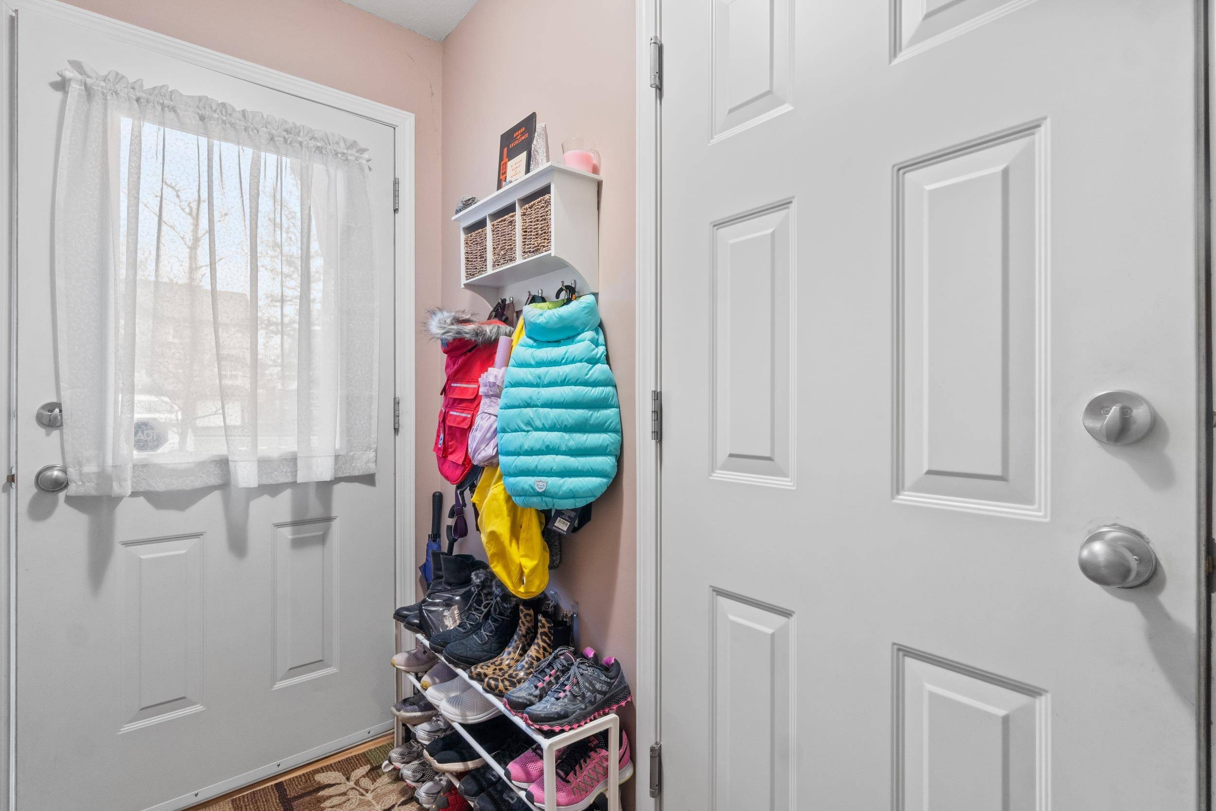 Port Coquitlam, BC V3B 8C3,1055 Riverwood Gate #144