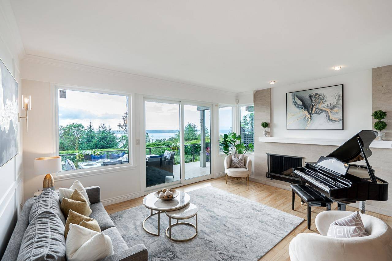 West Vancouver, BC V7V 1B2,2206 Folkestone WAY #5