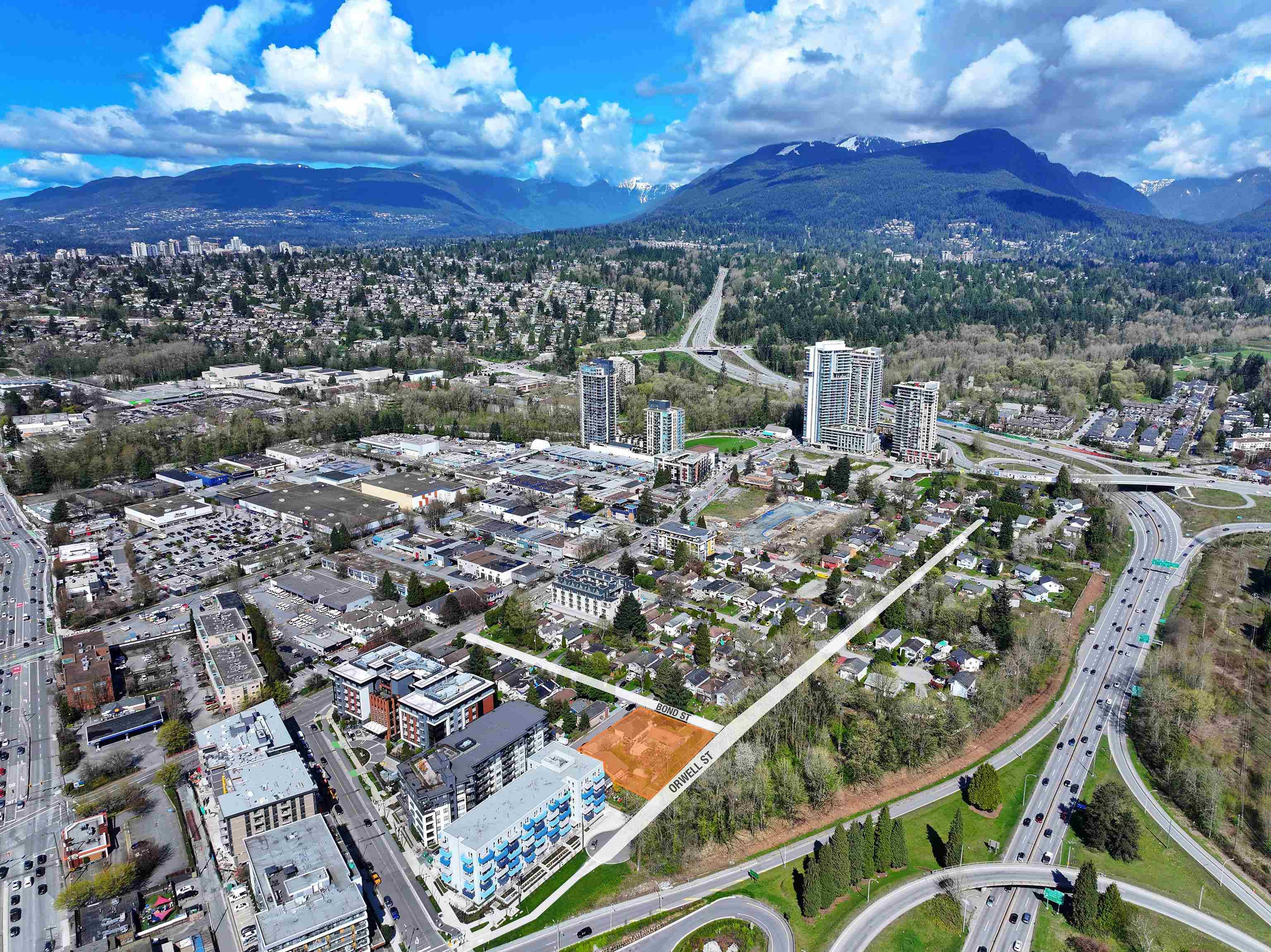 North Vancouver, BC V7J 1E8,1591 Bond ST