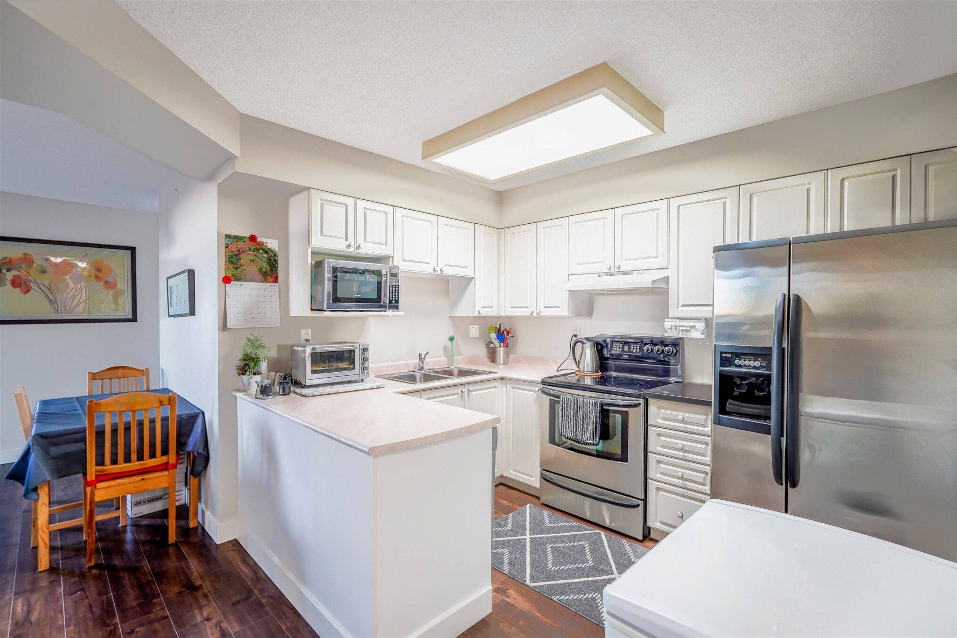 Surrey, BC V3T 5T1,13880 101 AVE #1106