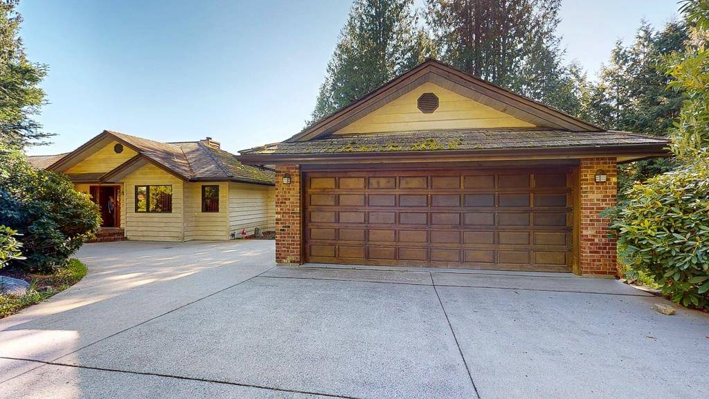 Halfmoon Bay, BC V7Z 1A7,8161 Redrooffs RD