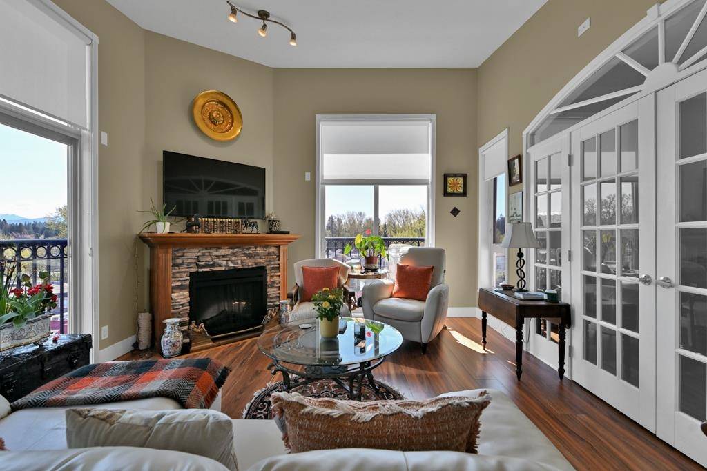 Abbotsford, BC V2S 8P9,33485 South Fraser WAY #409