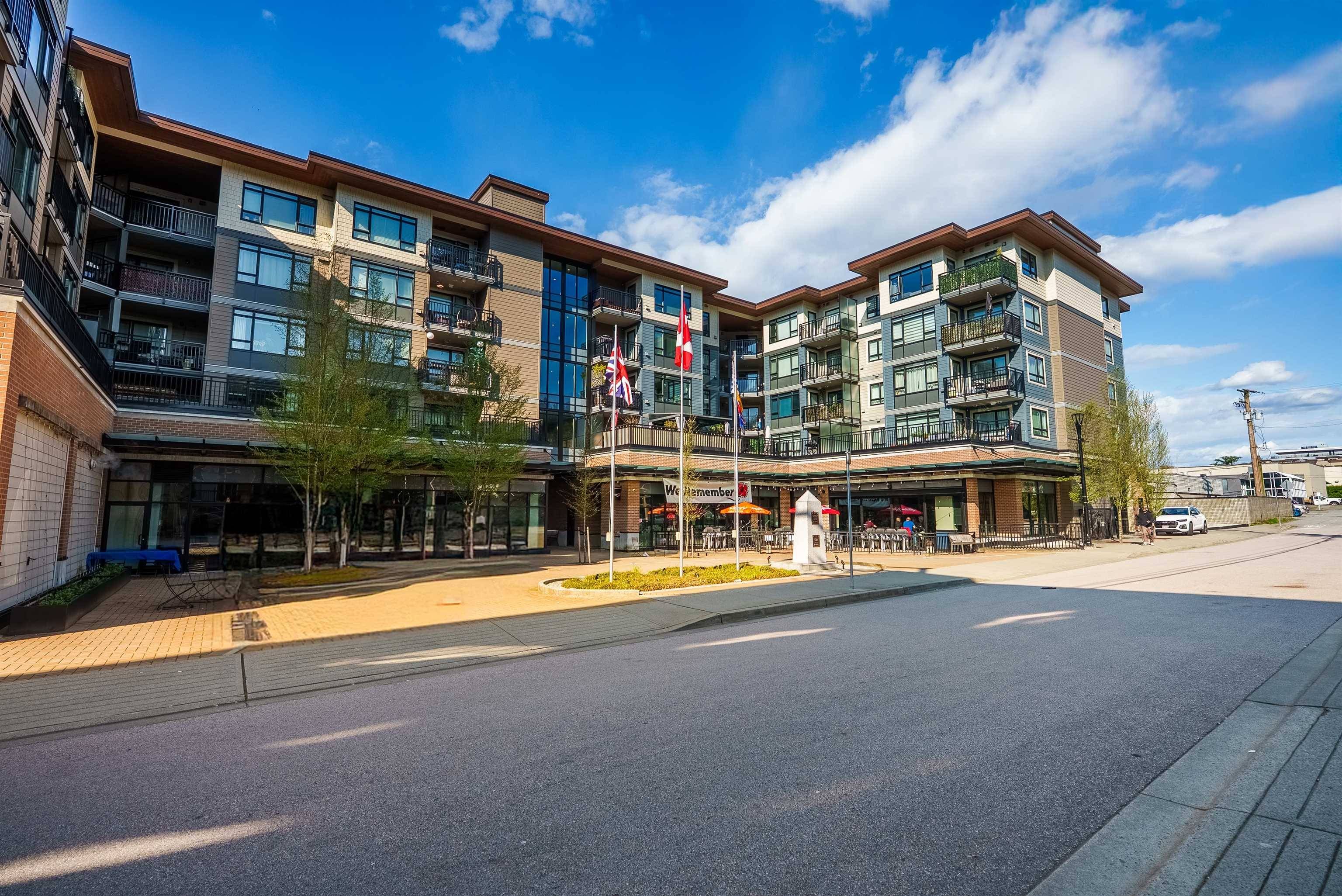 Port Moody, BC V3H 0J3,2525 Clarke ST #418