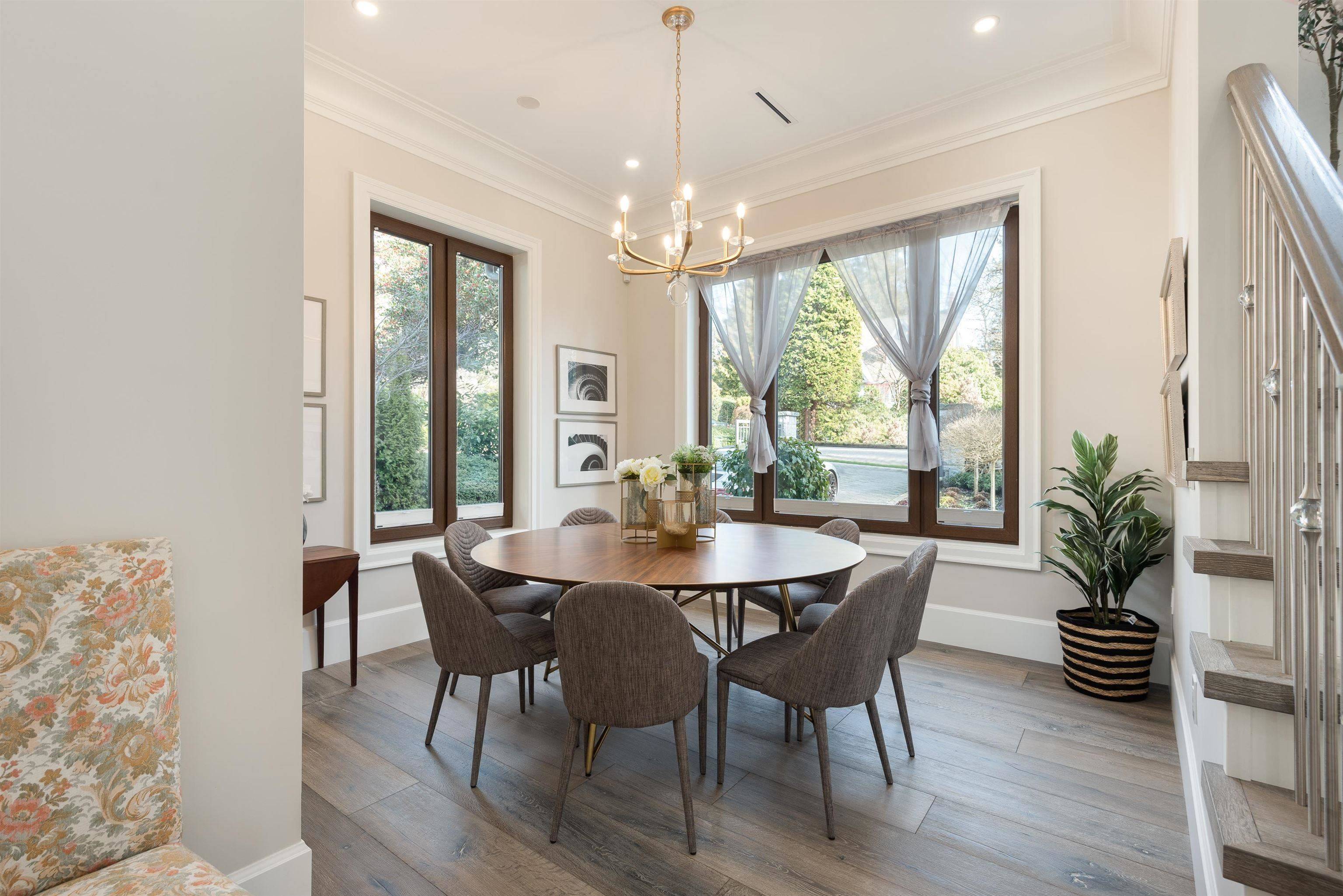 Vancouver, BC V6M 3S7,5637 Laburnum ST