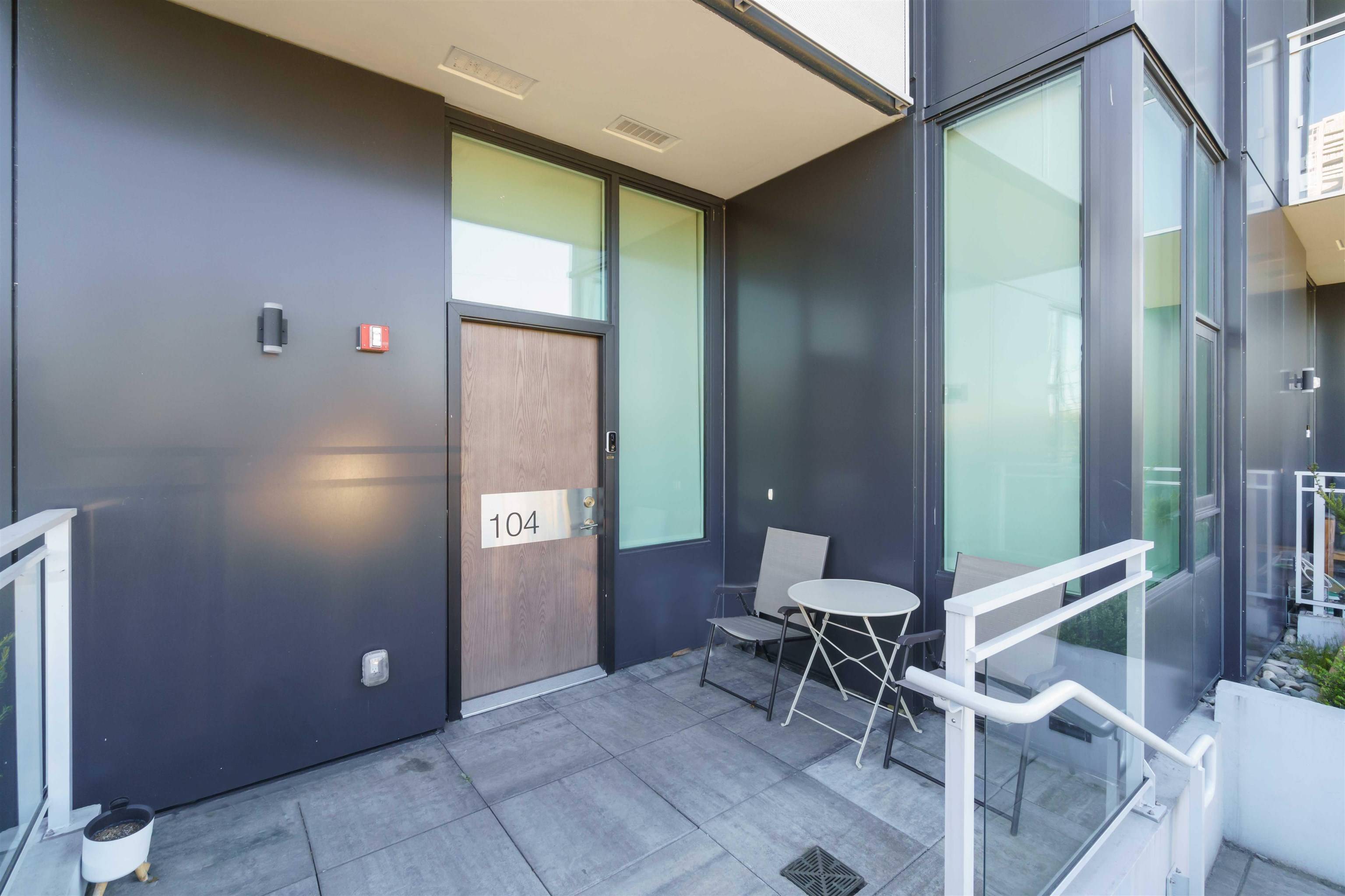 Burnaby, BC V5C 5T3,4433 Alaska ST #104