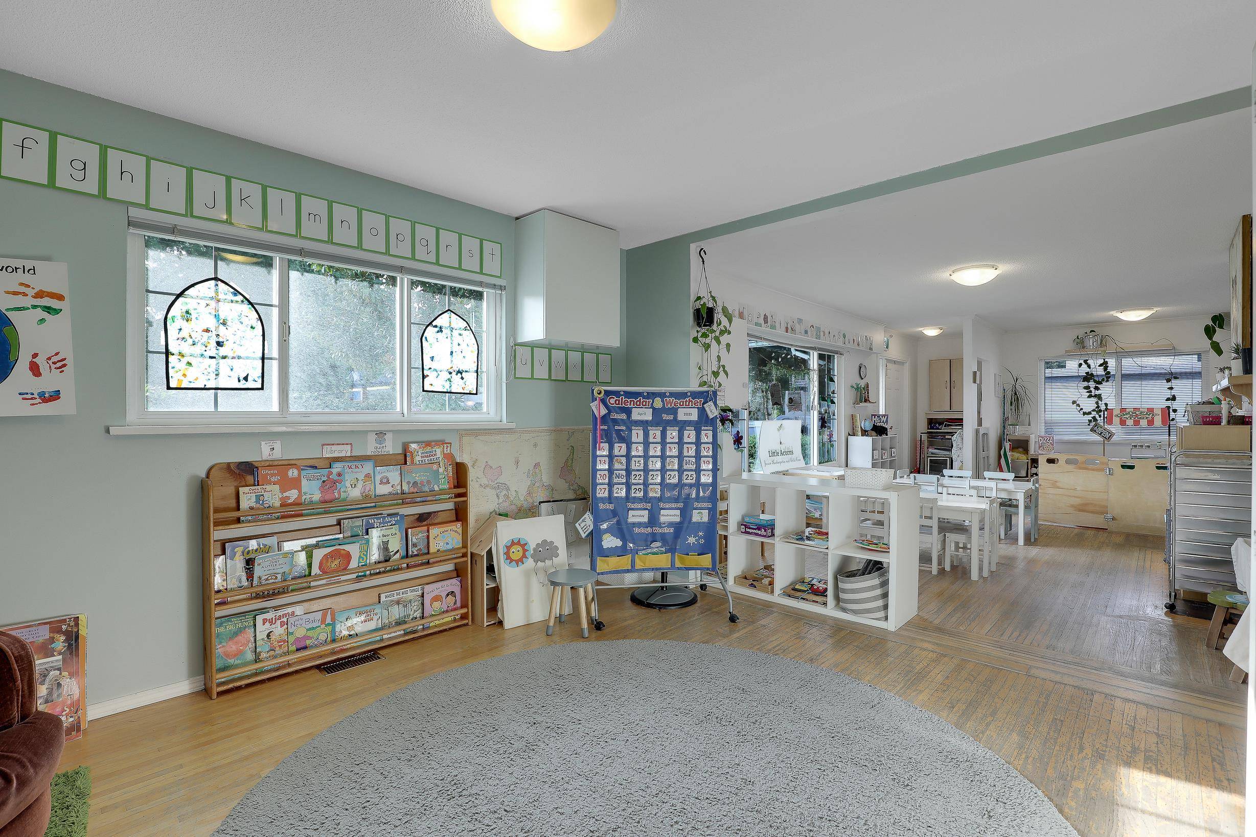 White Rock, BC V4B 4Y5,1554 Stevens ST