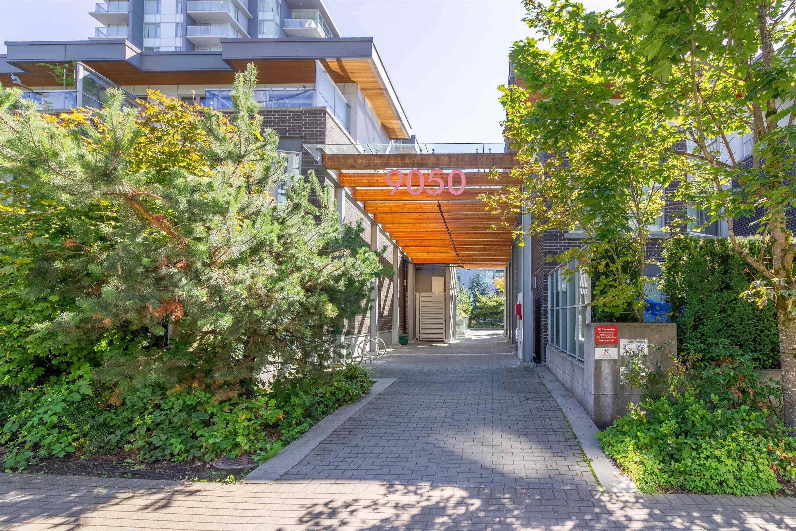 Burnaby, BC V5A 0E3,9050 Highland CT #118