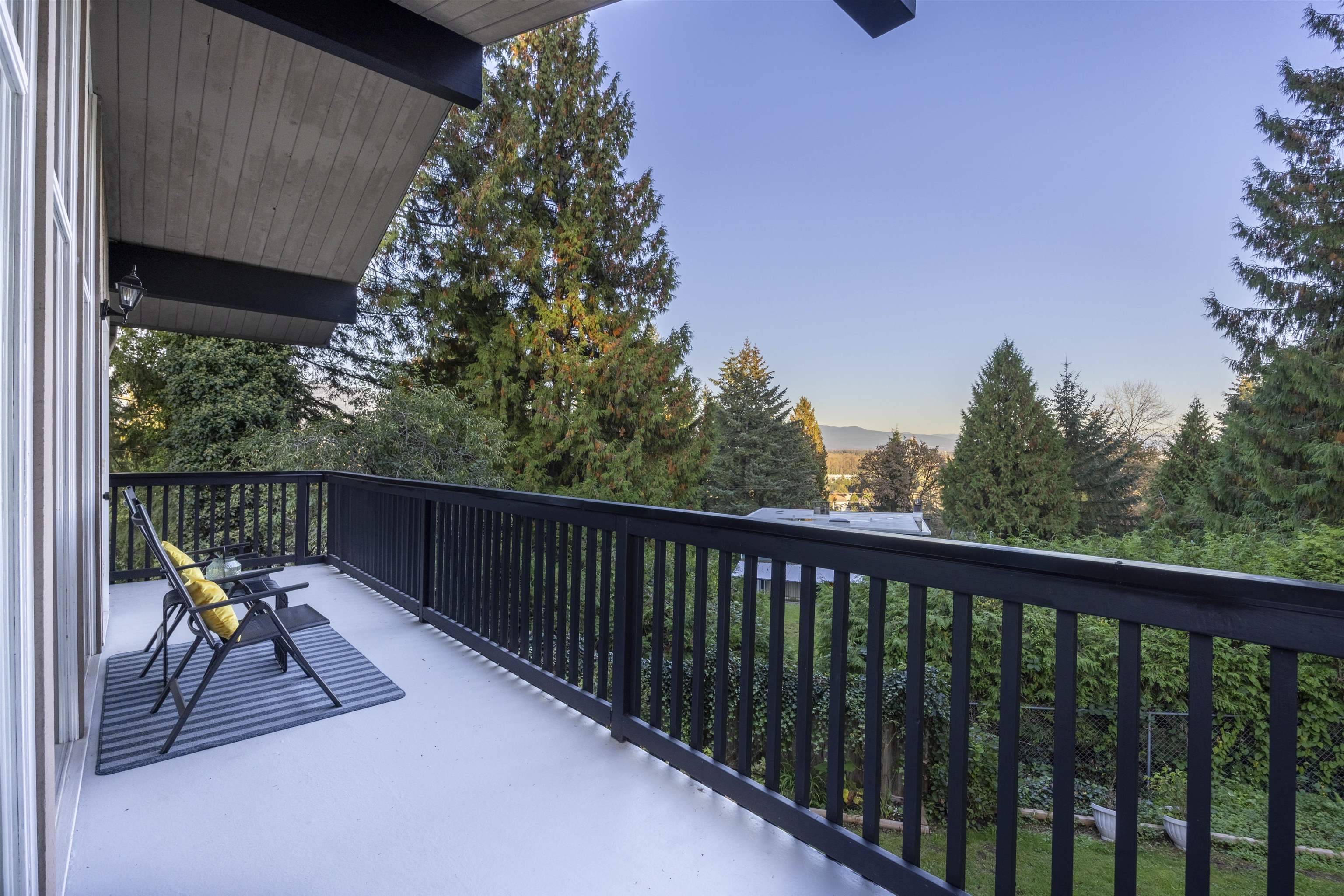 Coquitlam, BC V3C 2H7,953 Ranch Park WAY