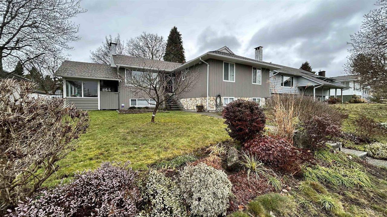 Burnaby, BC V3N 2P5,8441 11th AVE