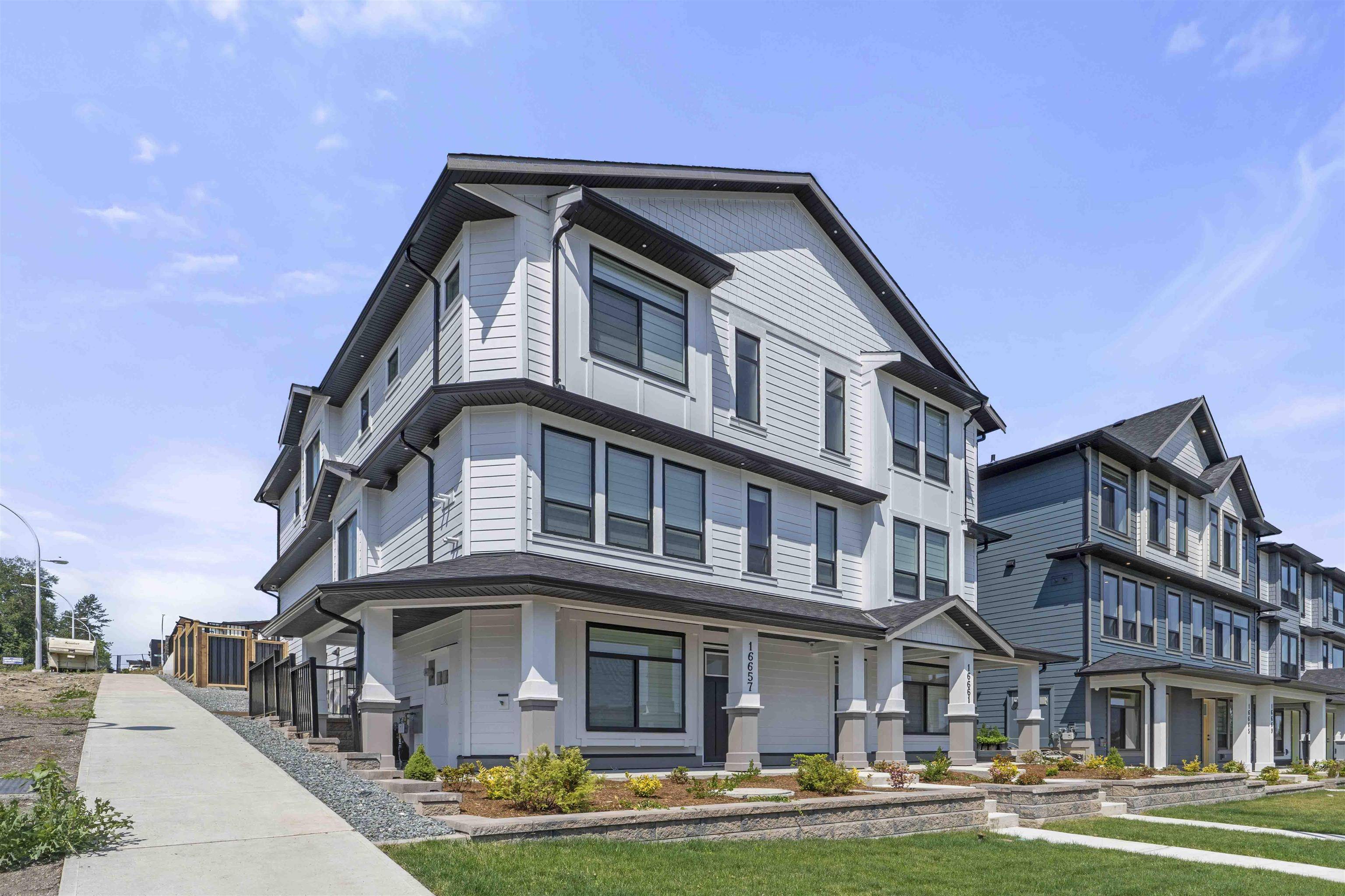 Surrey, BC V3S 9X7,16661 16 AVE