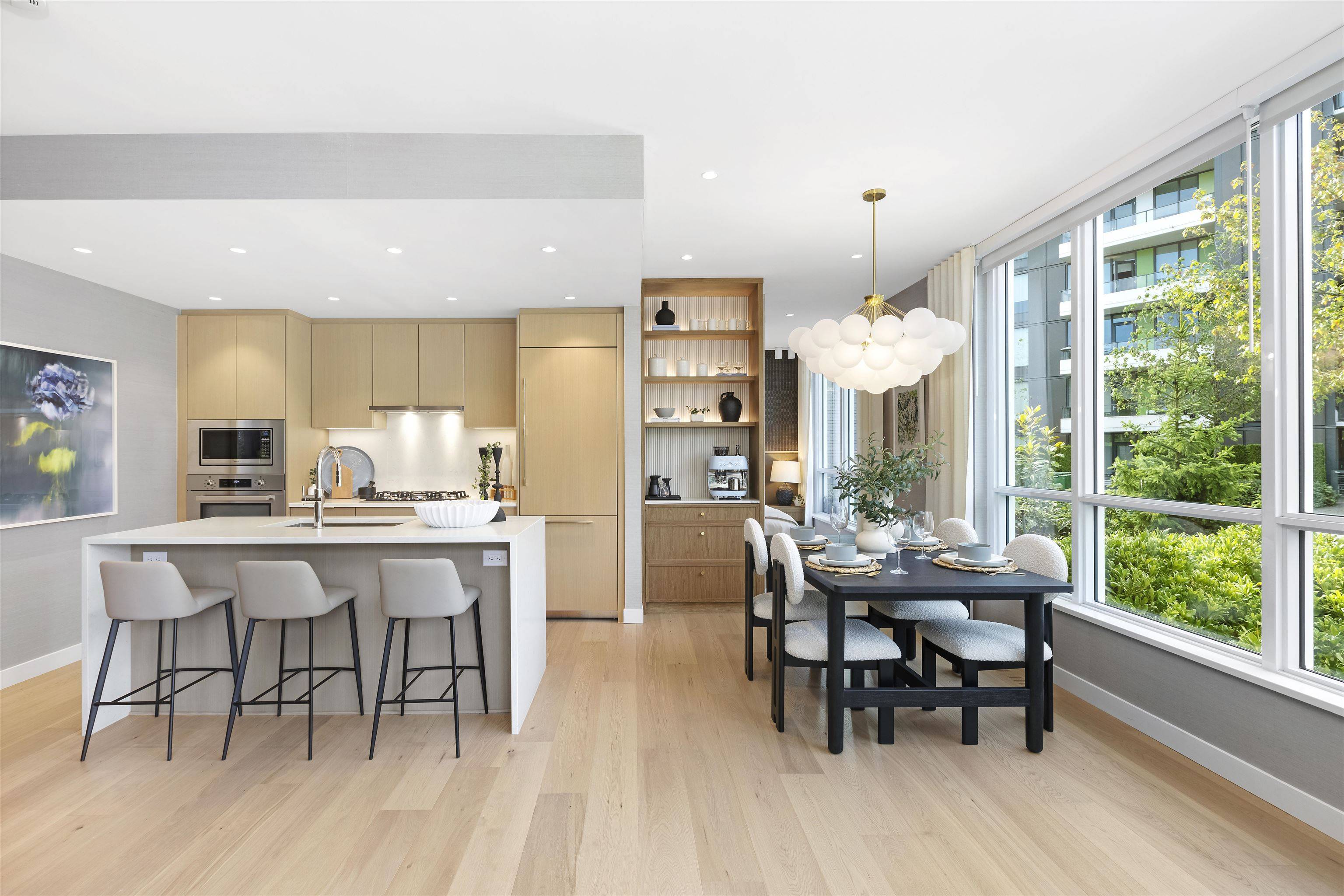 Vancouver, BC V6T 1W5,6036 Gray AVE #305