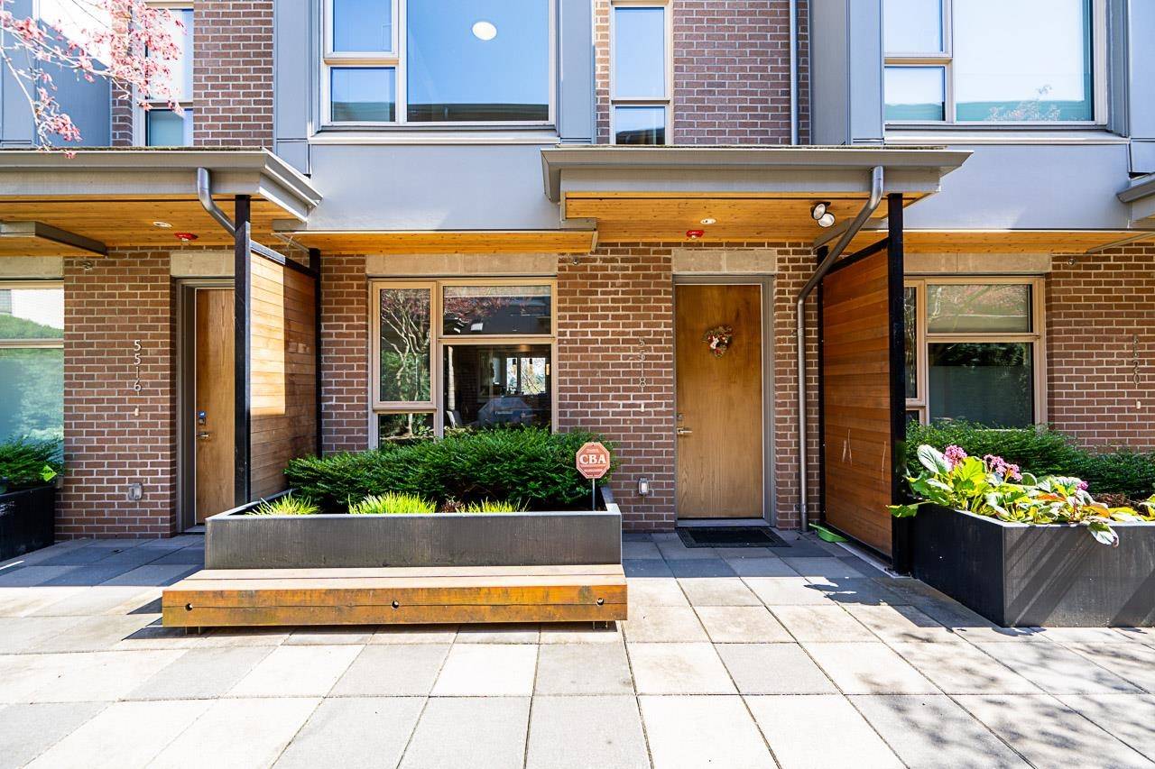 Vancouver, BC V6M 2V6,5518 Oak ST