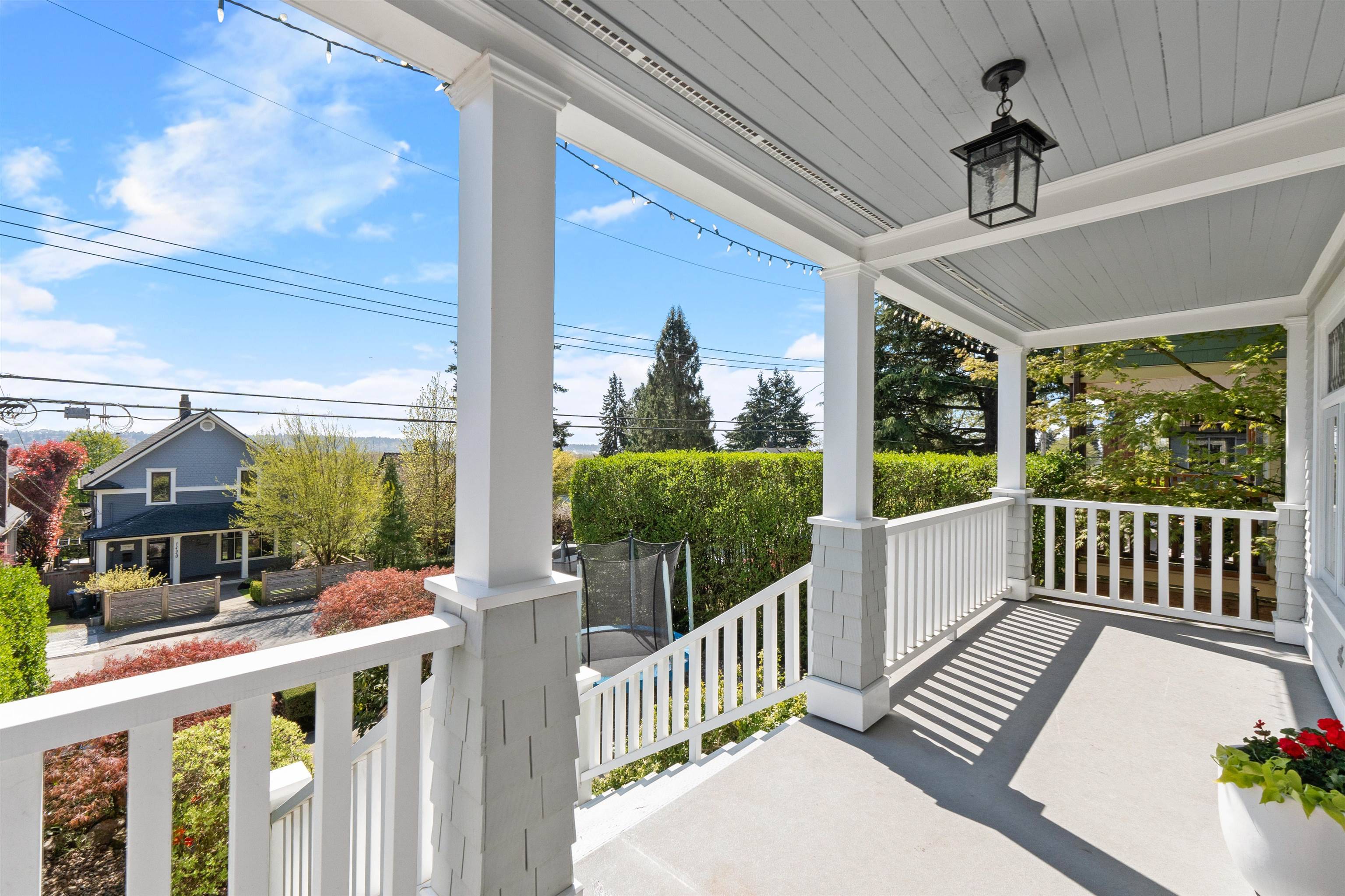 New Westminster, BC V3M 2K2,1421 Seventh AVE