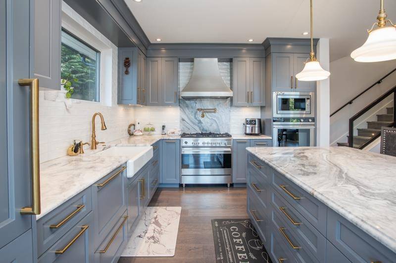 North Vancouver, BC V7G 1Y2,1812 Cardinal CRES